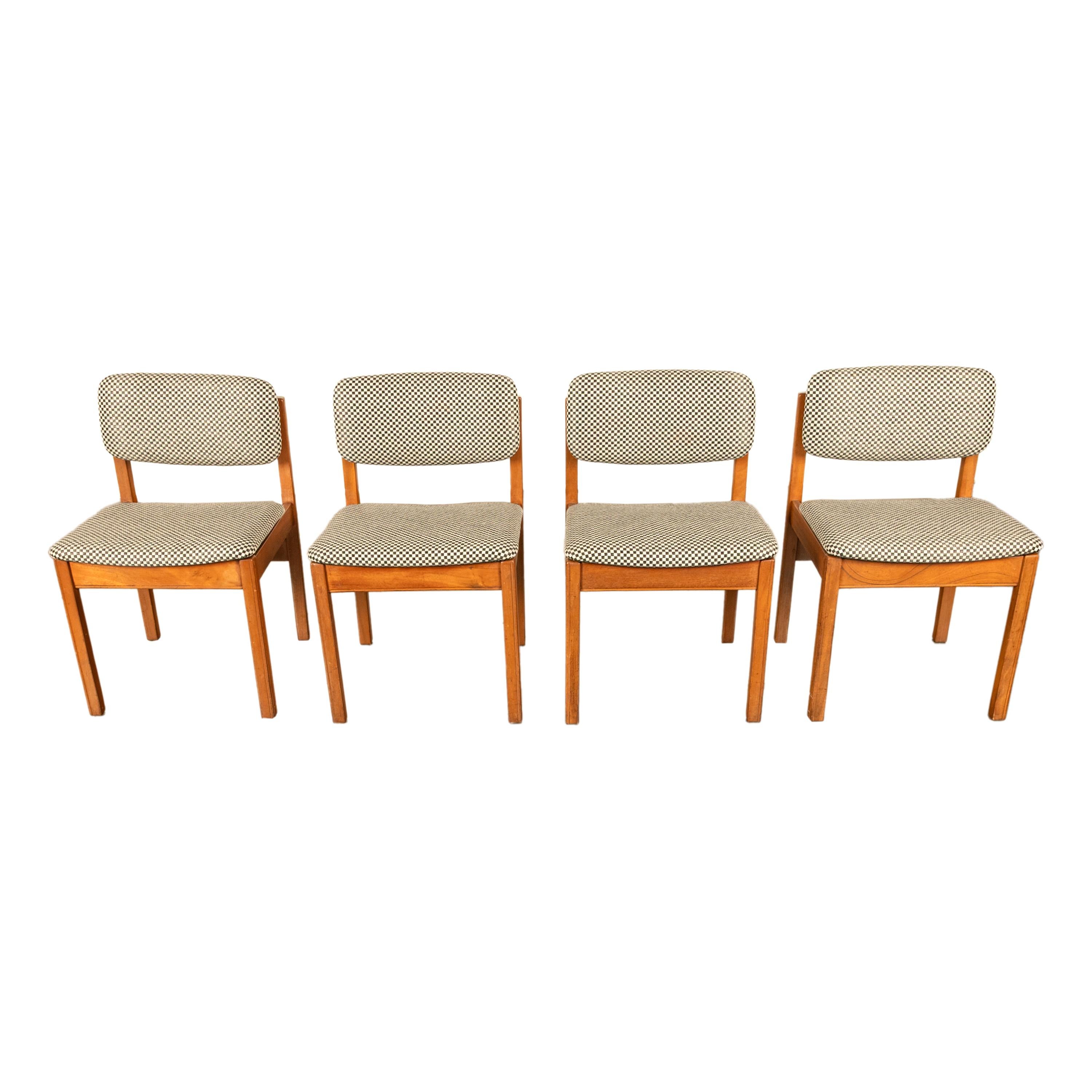 Set di 4 sedie da pranzo in teak del 1960 rivestite in stile Mid Century Modern Danish Jens Risom in vendita 6