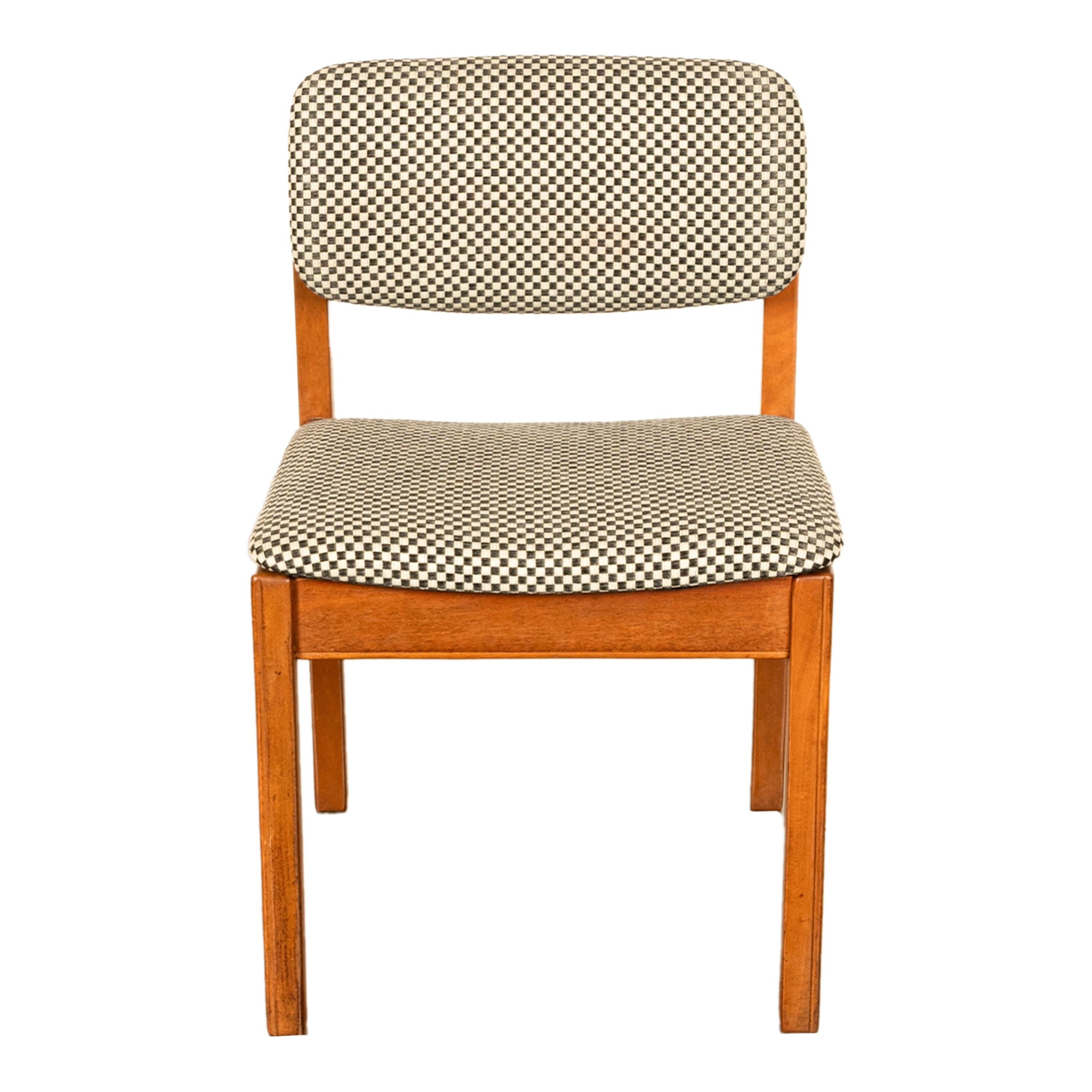 Set di 4 sedie da pranzo in teak del 1960 rivestite in stile Mid Century Modern Danish Jens Risom in vendita 8