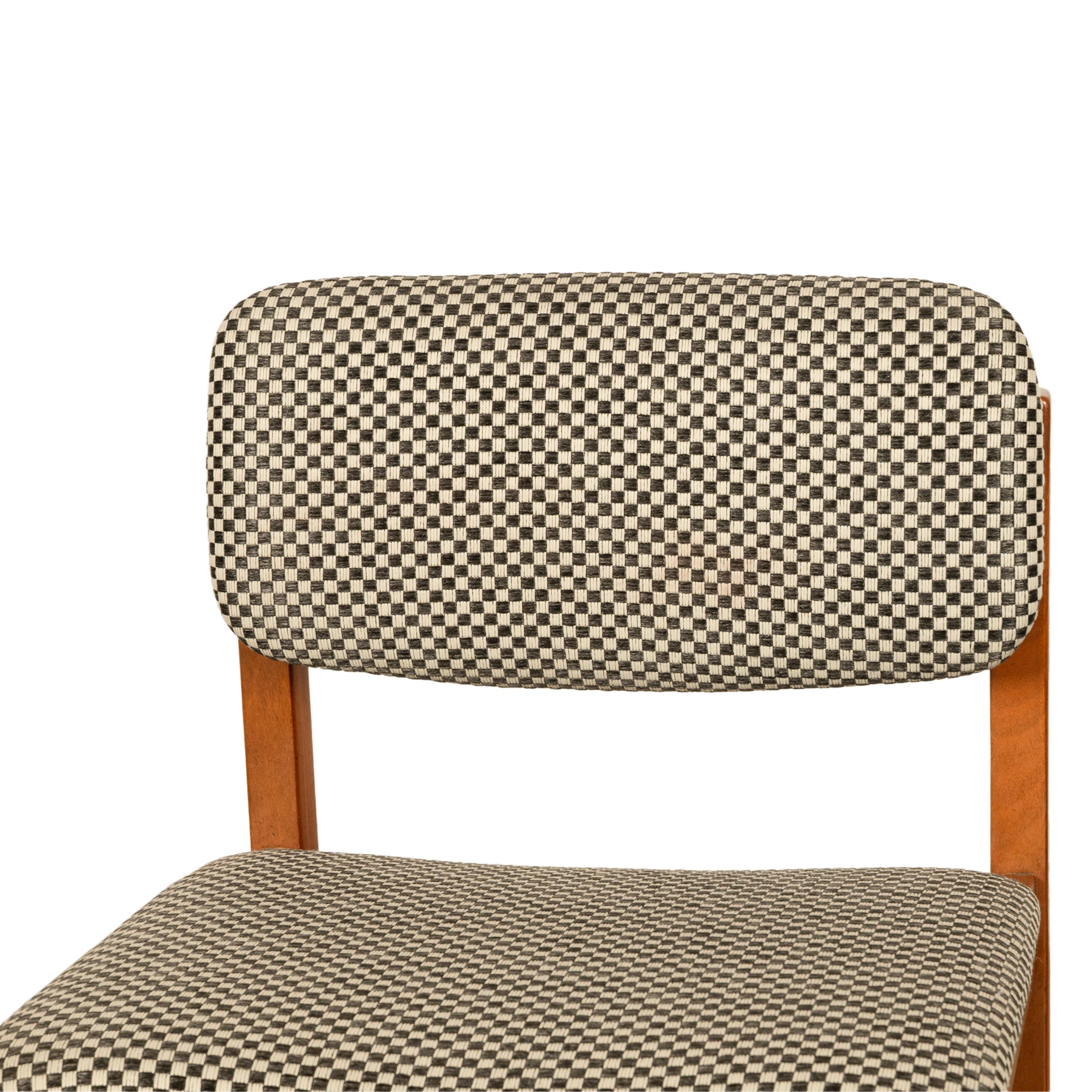 Set di 4 sedie da pranzo in teak del 1960 rivestite in stile Mid Century Modern Danish Jens Risom in vendita 11