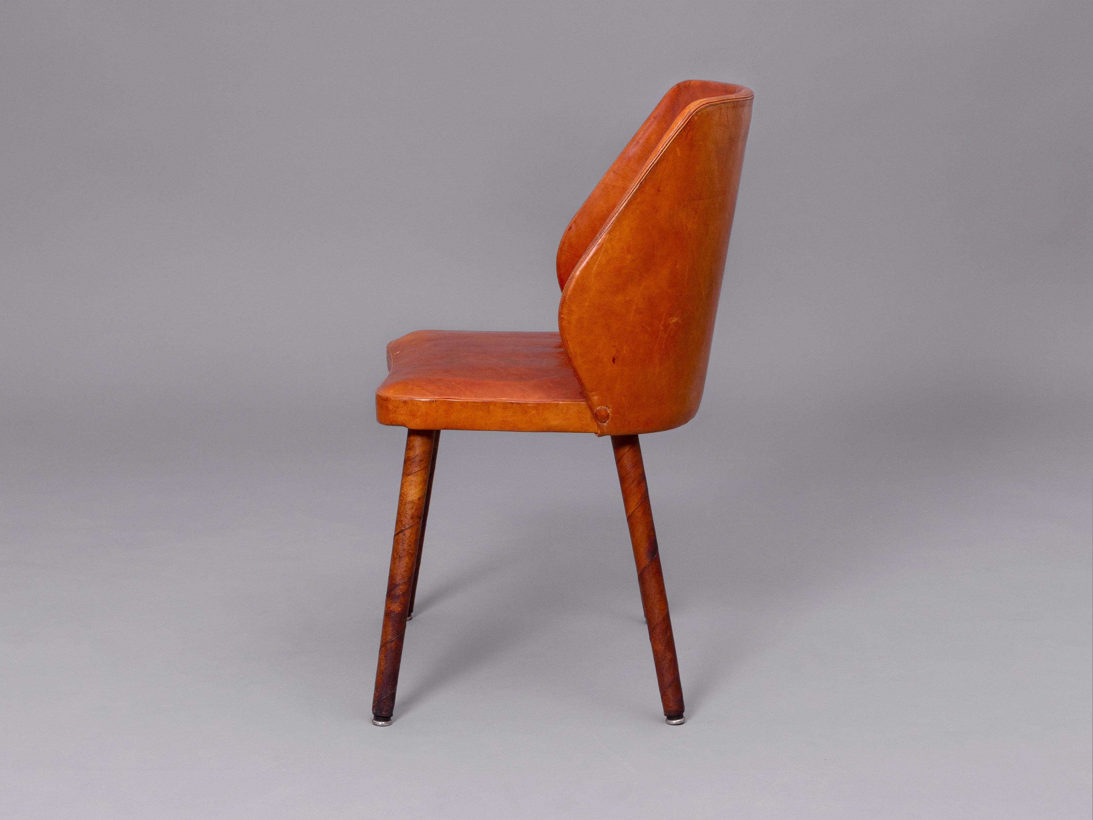 Mid-century Modern Danish Leather Chair, 1960s In Good Condition For Sale In Madrid, ES