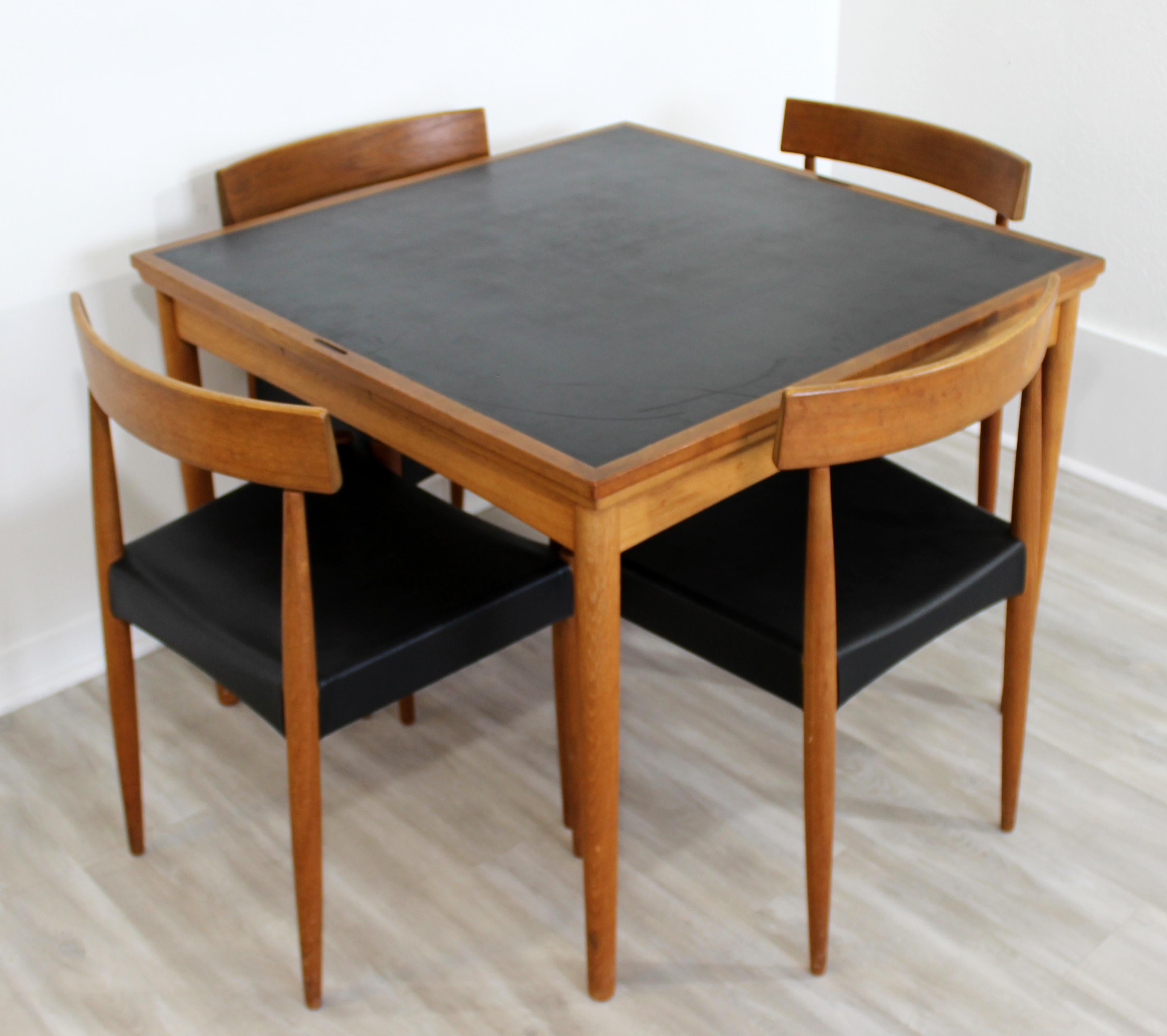 Mid-Century Modern Danish Leather Top Expandable Dinette Dining Table 4 Chairs In Good Condition In Keego Harbor, MI