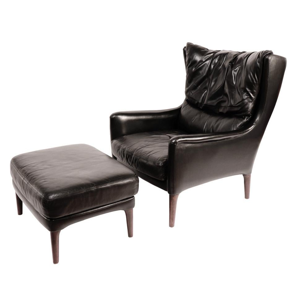 Danish Mid-Century Modern Black Leather Lounge Chair & Stool by Illum Wikkelsø For Sale 1