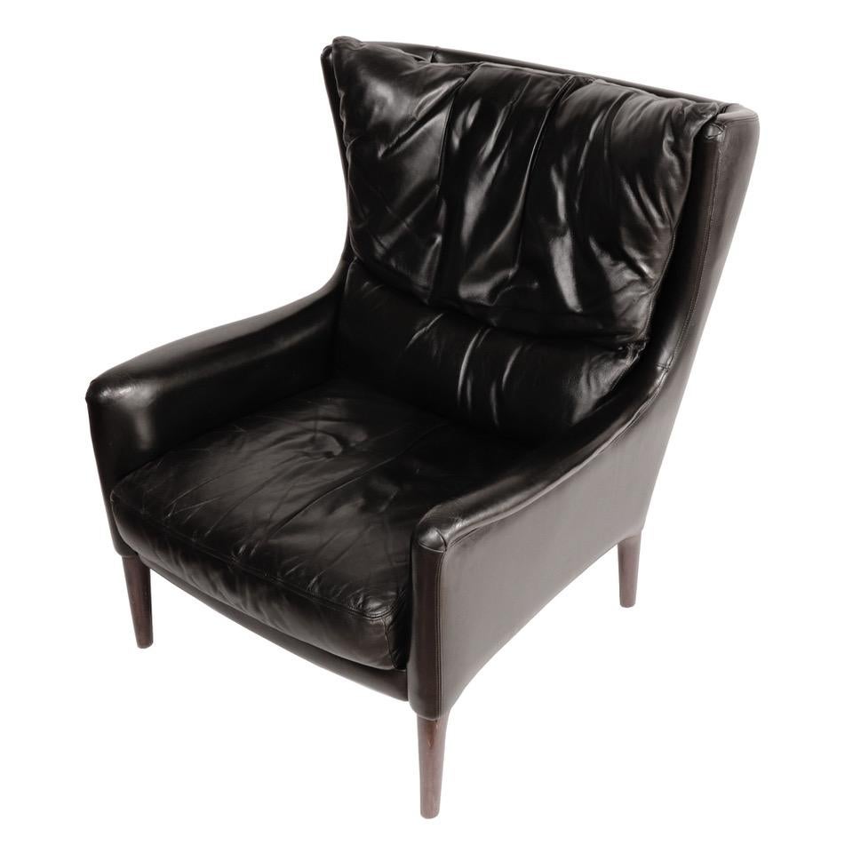 Danish Mid-Century Modern Black Leather Lounge Chair & Stool by Illum Wikkelsø For Sale 4