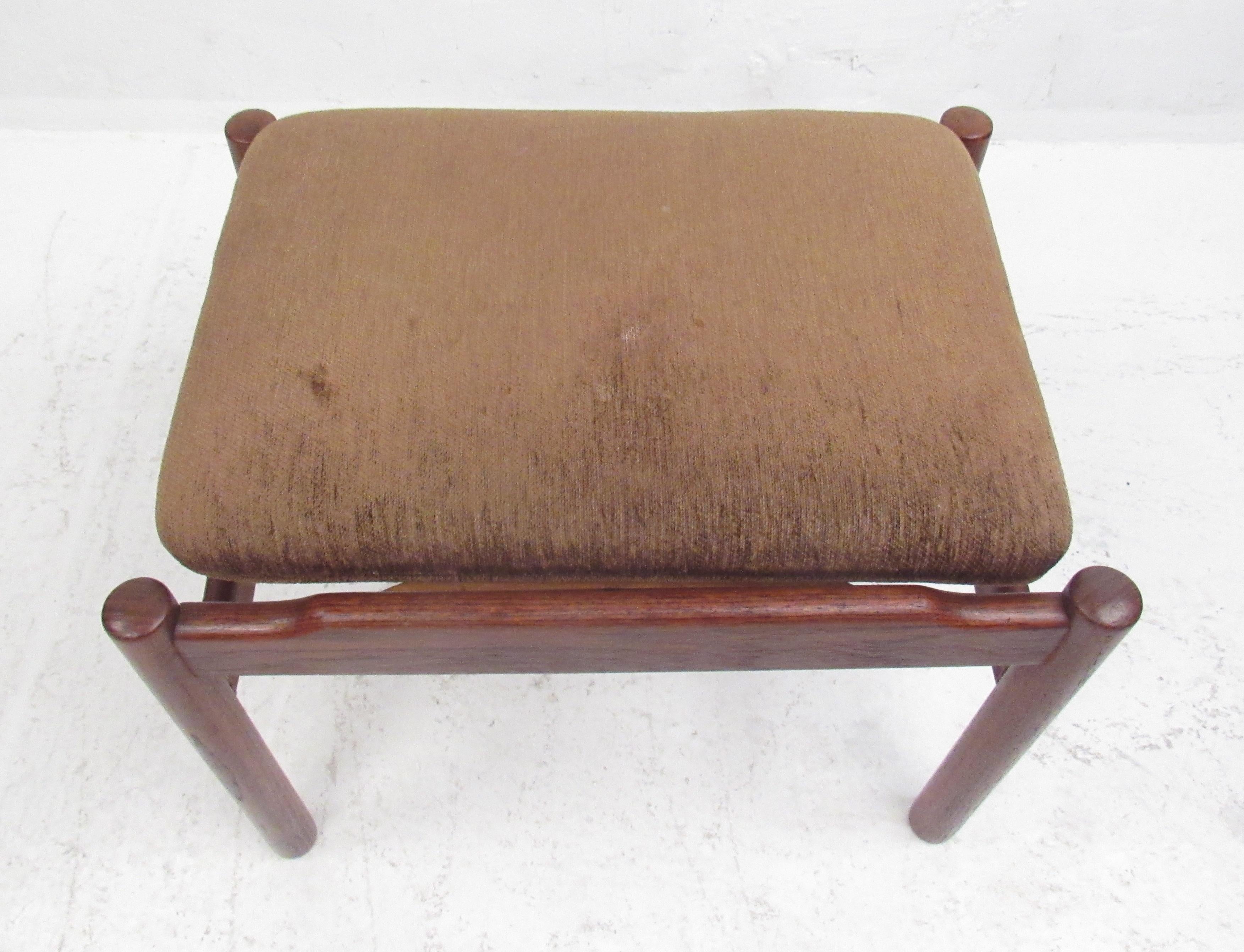 Mid-Century Modern Danish Lounge Chair and Ottoman For Sale 3