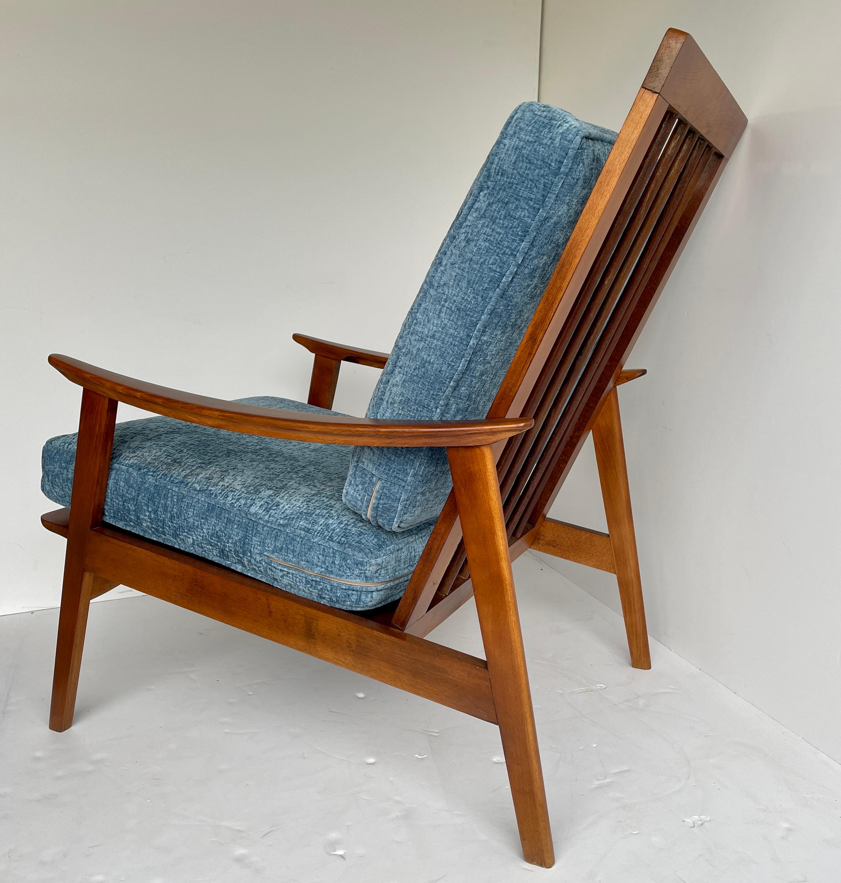 Mid-Century Modern Danish Lounge Chair by Peter Hvidt & Orla Mølgaard-Niels 1