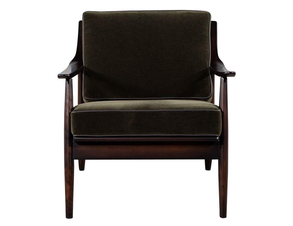 American Mid-Century Modern Danish Lounge Chair in Emerald Mohair