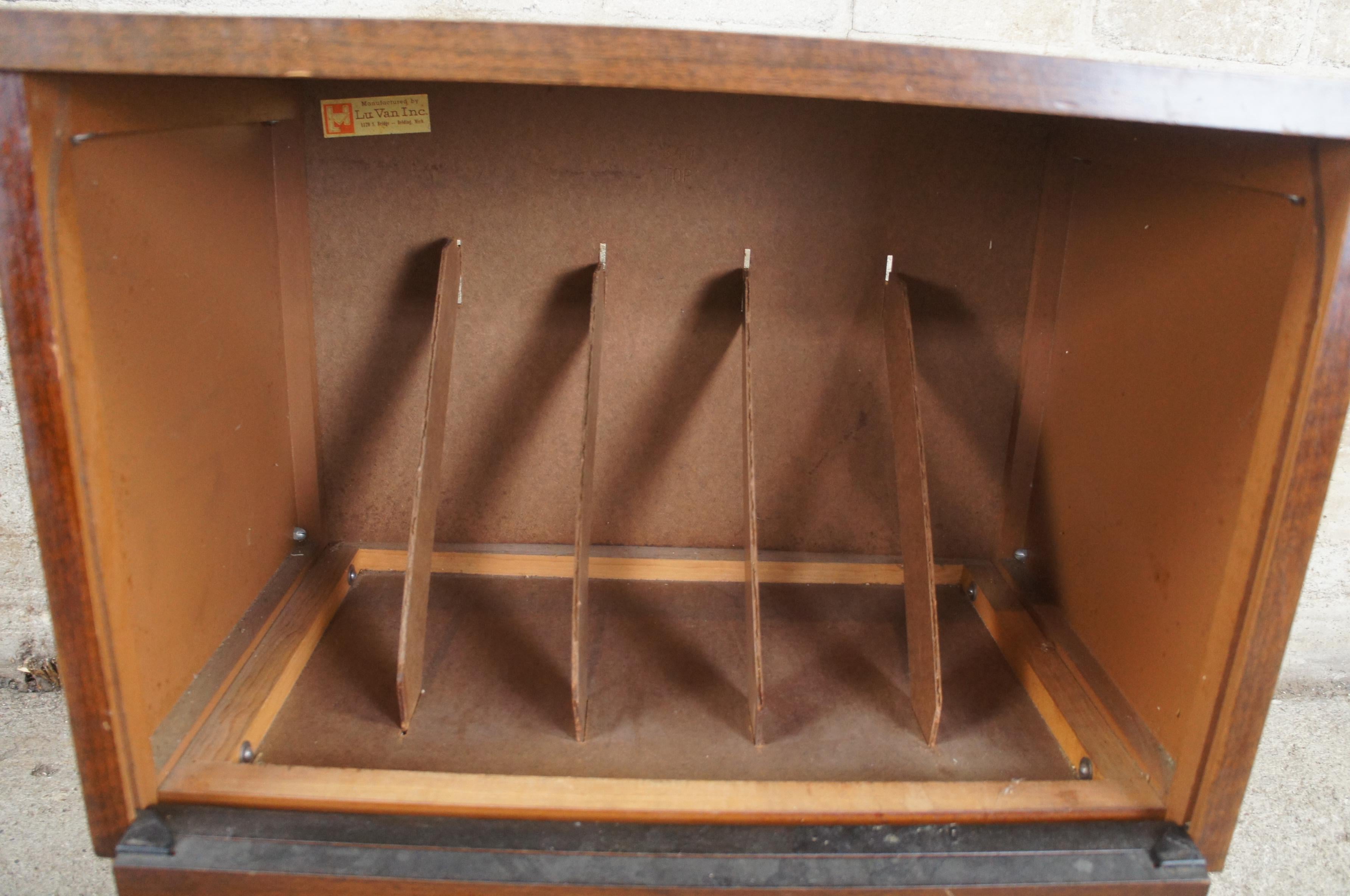 lu van record cabinet