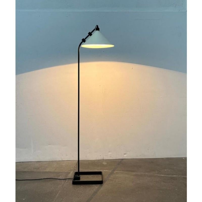 Lampadaire minimaliste danois moderne du milieu du siècle, années 1960 en vente 7