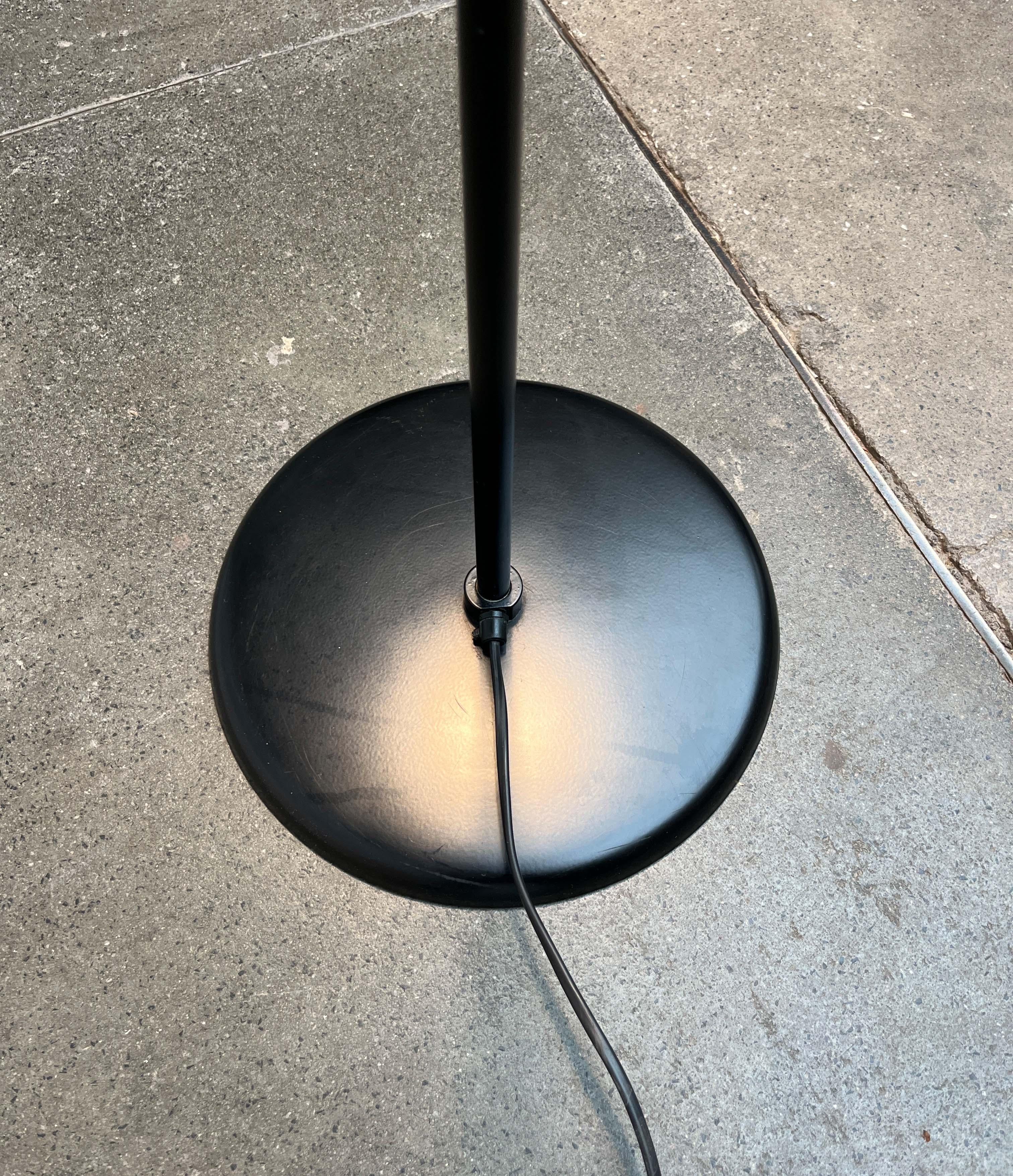 Lámpara de pie minimalista danesa de mediados de siglo de Abo Randers en venta 9