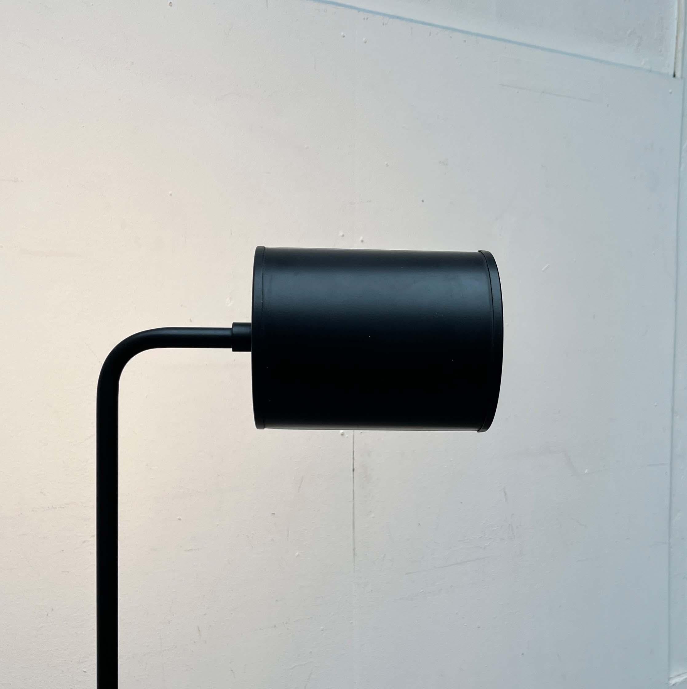 Lámpara de pie minimalista danesa de mediados de siglo de Abo Randers en venta 10