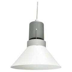 Lampada a sospensione minimalista danese in metallo in stile Mid-Century Modern di Louis Poulsen, anni '60