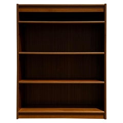 Mid-Century Modern Danish Modern Poul Hundevad Style Teak 4 Shelf Bookcase