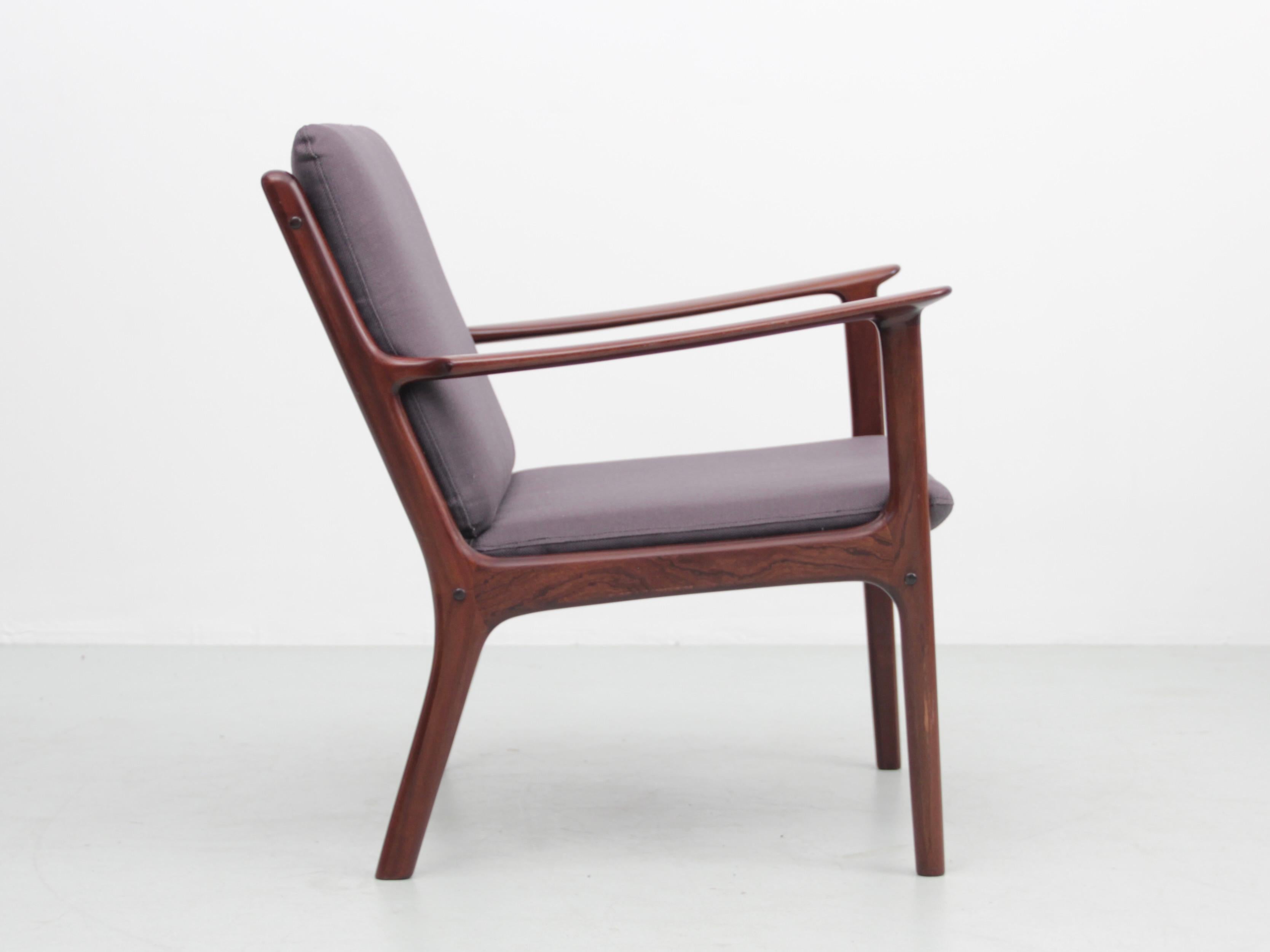 Scandinave Paire de chaises longues danoises en acajou, style moderne du milieu du siècle dernier, modèle PJ 112  en vente