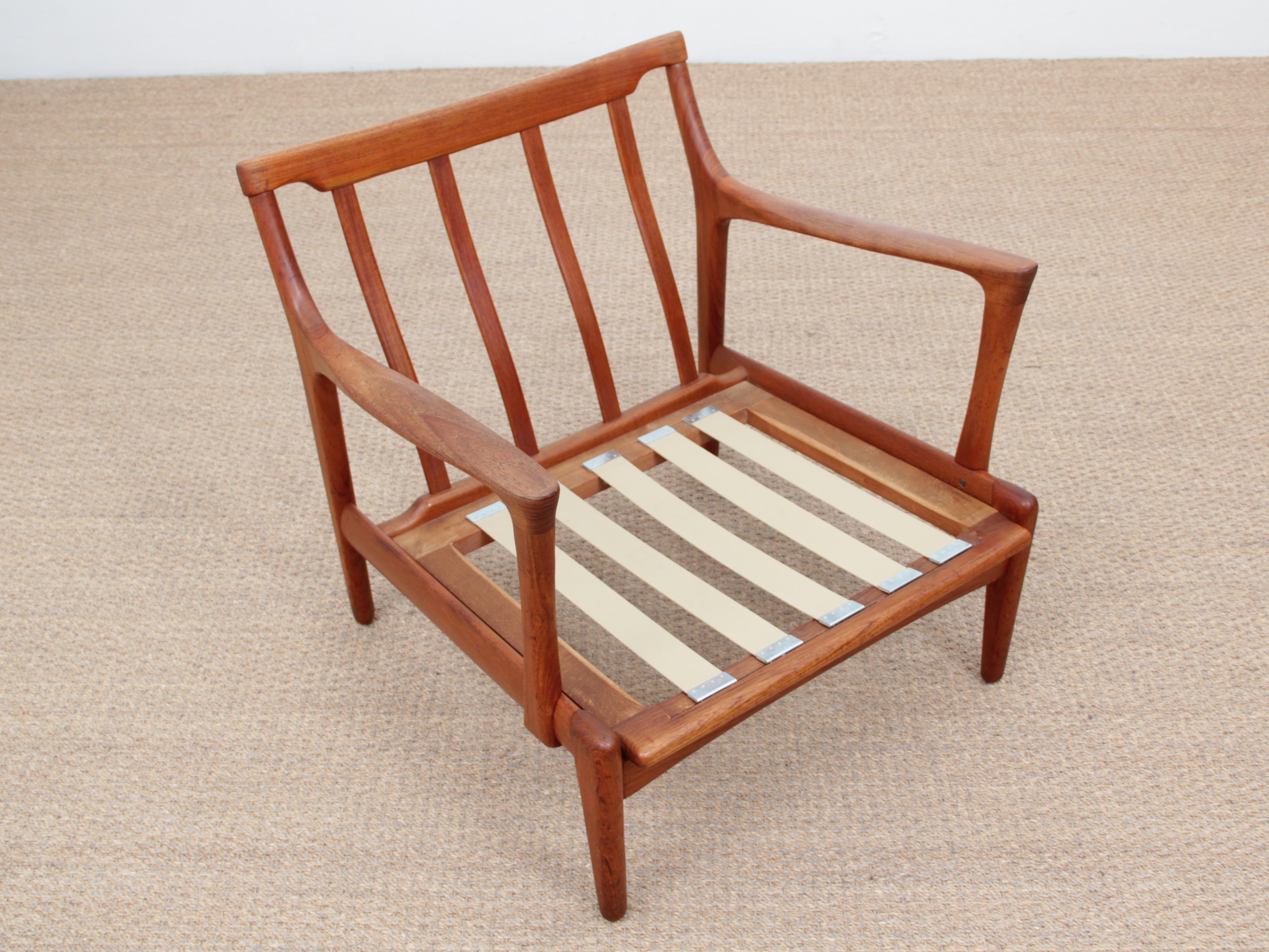 Mid-Century Modern Danish Pair of Lounge Chairs in Teak Model Kuba 12