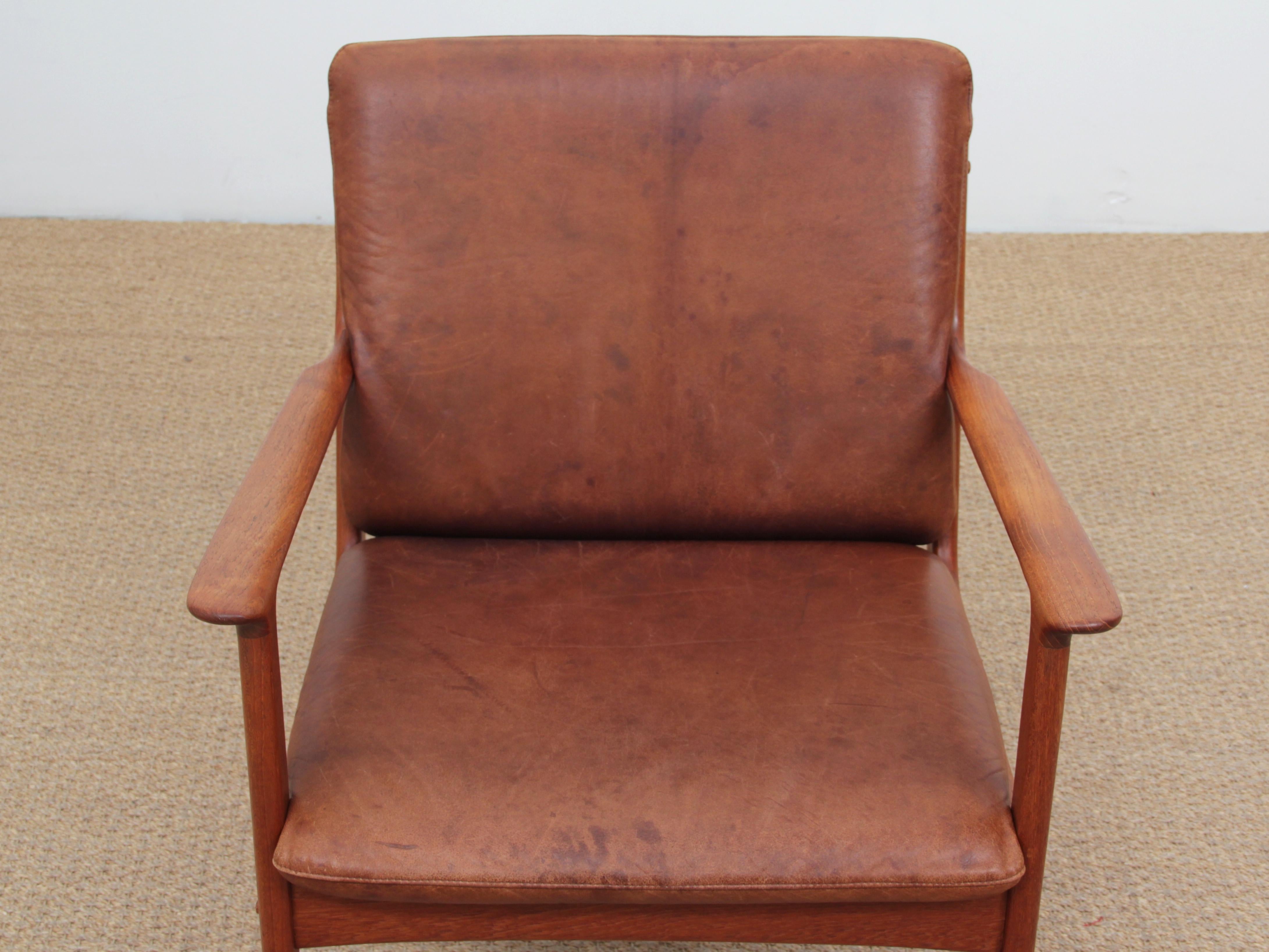 Mid-Century Modern Danish Pair of Lounge Chairs in Teak Model PJ 112 7
