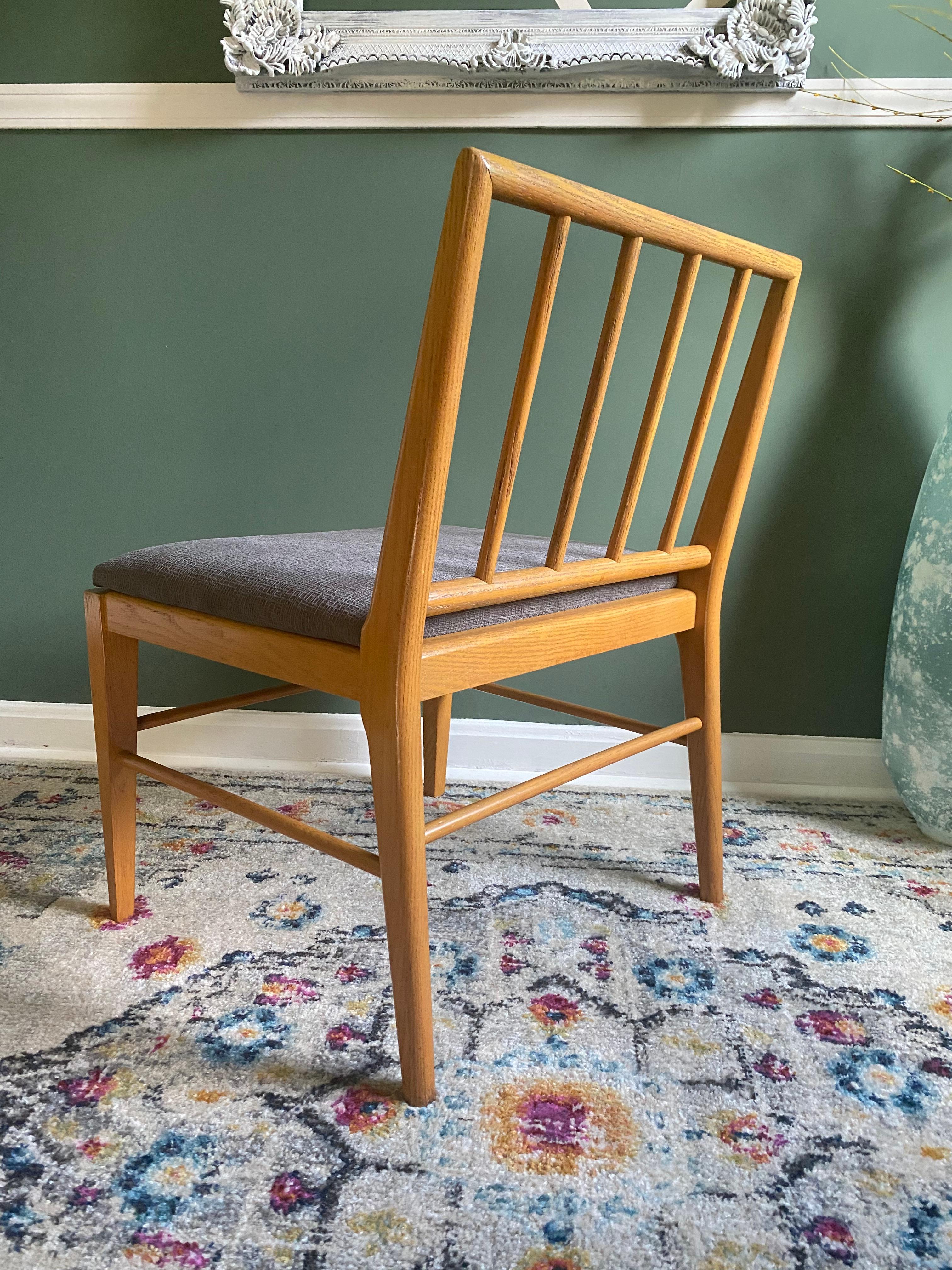 Fabric Mid-Century Modern Danish Paul McCobb-Style Reupholstered Lounge / Accent Chair For Sale