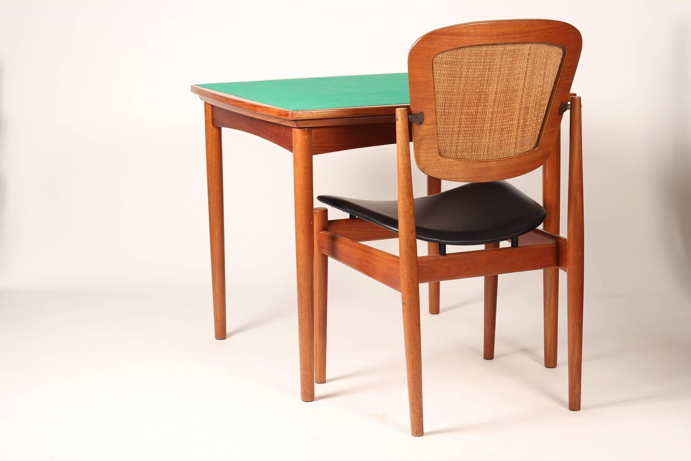 Mid-20th Century Scandinavian Modern Dining Table and reversible Extending Card Table