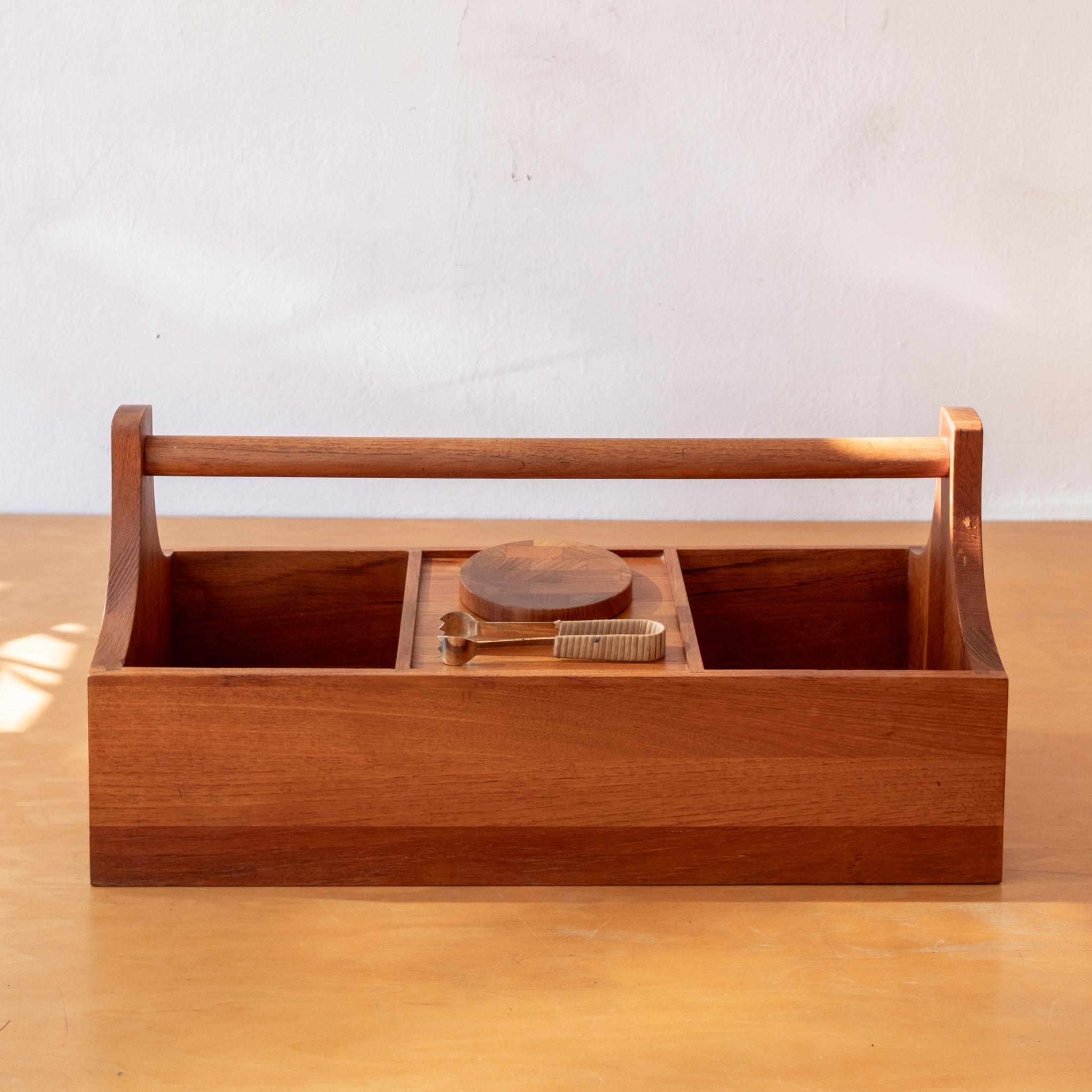 Cubitera de bar danesa Richard Nissen de mediados del siglo XX con cubitera y pinzas Moderno de mediados de siglo en venta