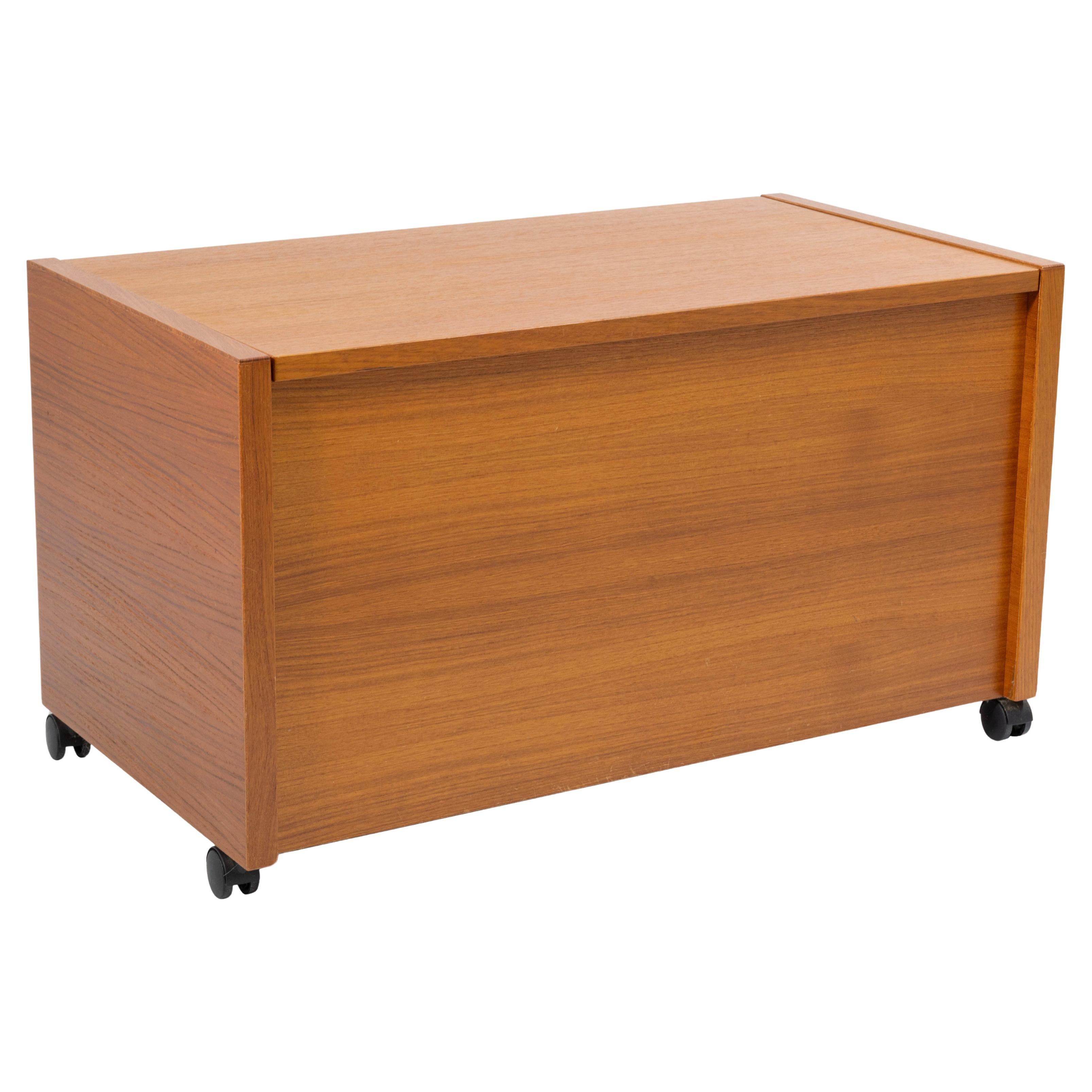 Mid Century Modern Danish Rolling Blanket Storage Chest For Sale