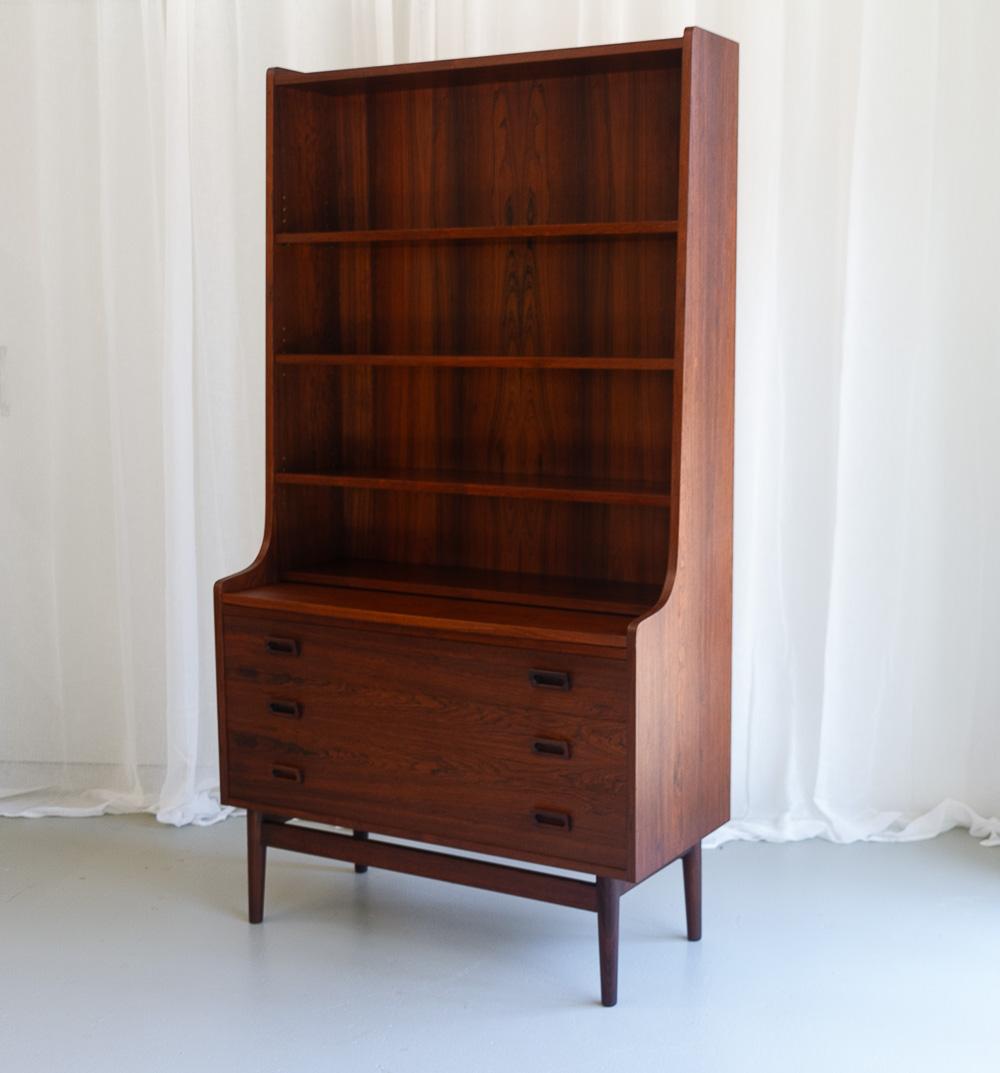 Mid-Century Modern Danish Rosewood Bookcase by Johannes Sorth, 1960s. In Good Condition For Sale In Asaa, DK