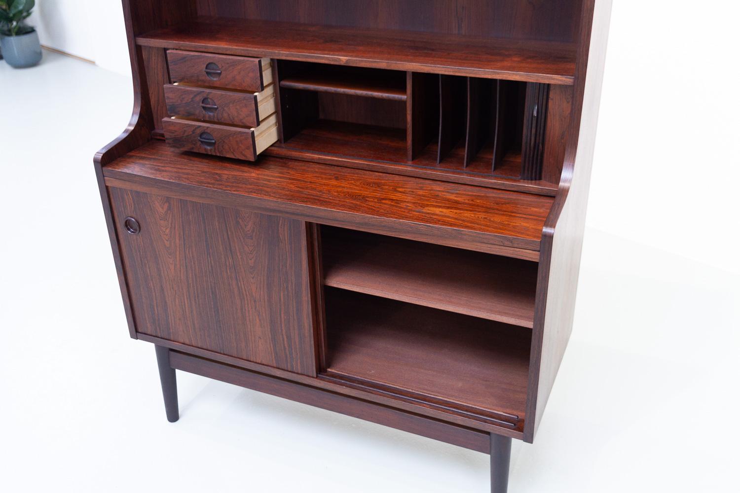 Mid-Century Modern Danish Rosewood Bookcase by Johannes Sorth, 1960s For Sale 1