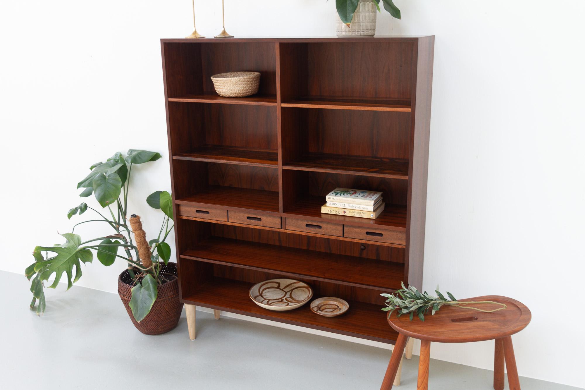 Mid-Century Modern Danish Rosewood Bookcase by Kai Winding, 1960s For Sale 10