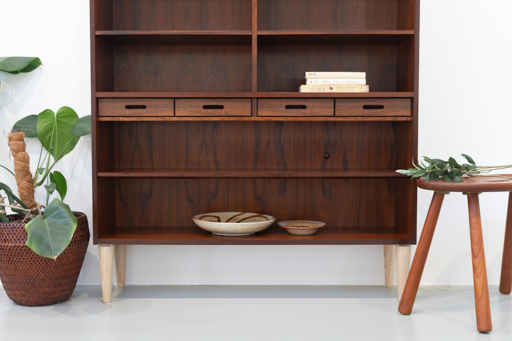 Mid-Century Modern Danish Rosewood Bookcase by Kai Winding, 1960s For Sale 12