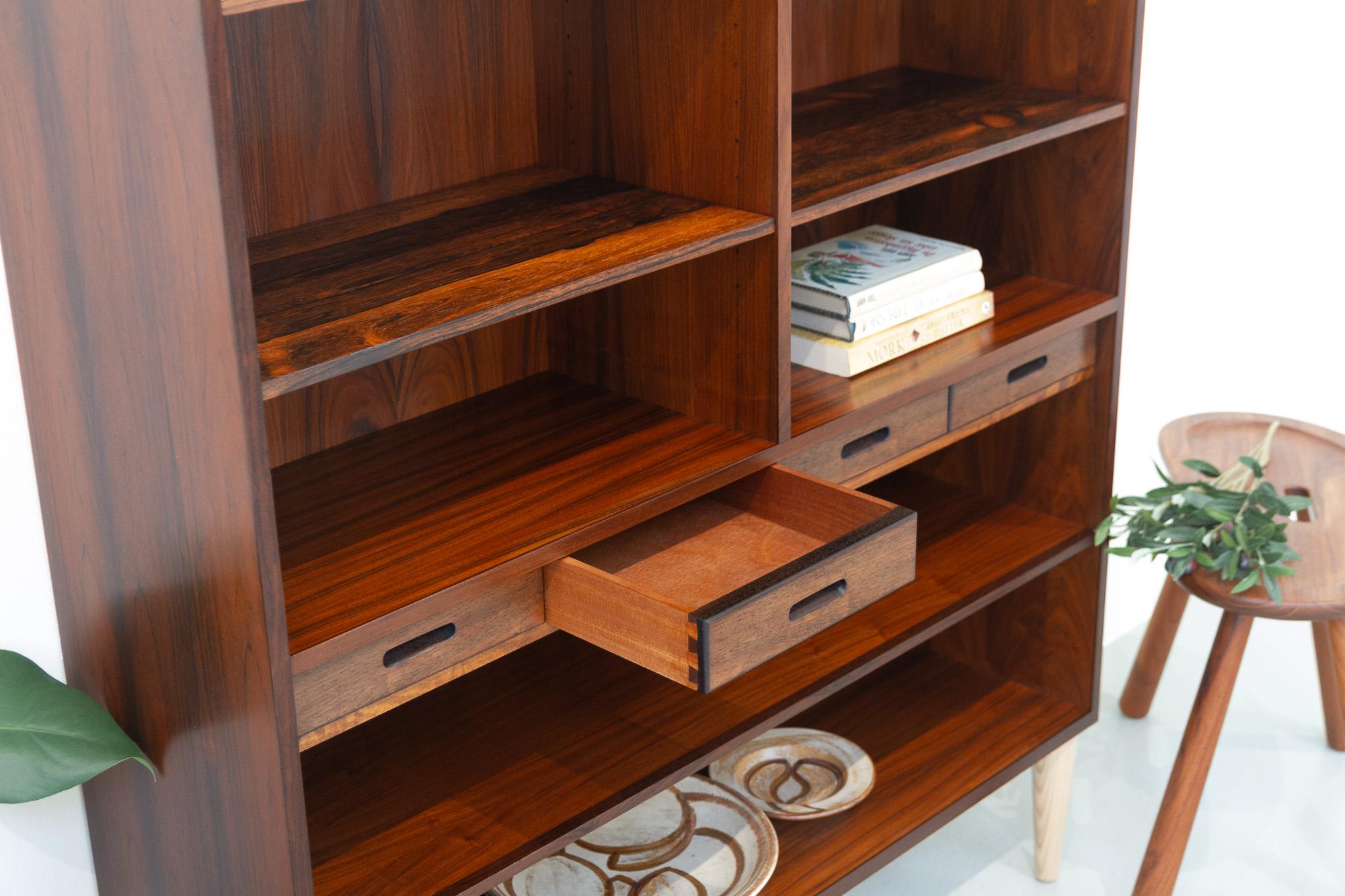 Mid-Century Modern Danish Rosewood Bookcase by Kai Winding, 1960s For Sale 16