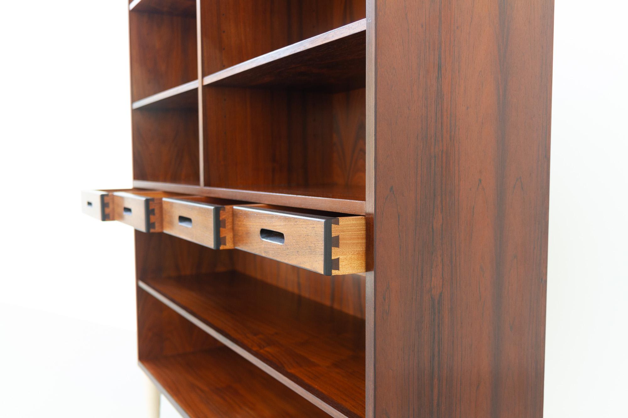 Mid-Century Modern Danish Rosewood Bookcase by Kai Winding, 1960s For Sale 2