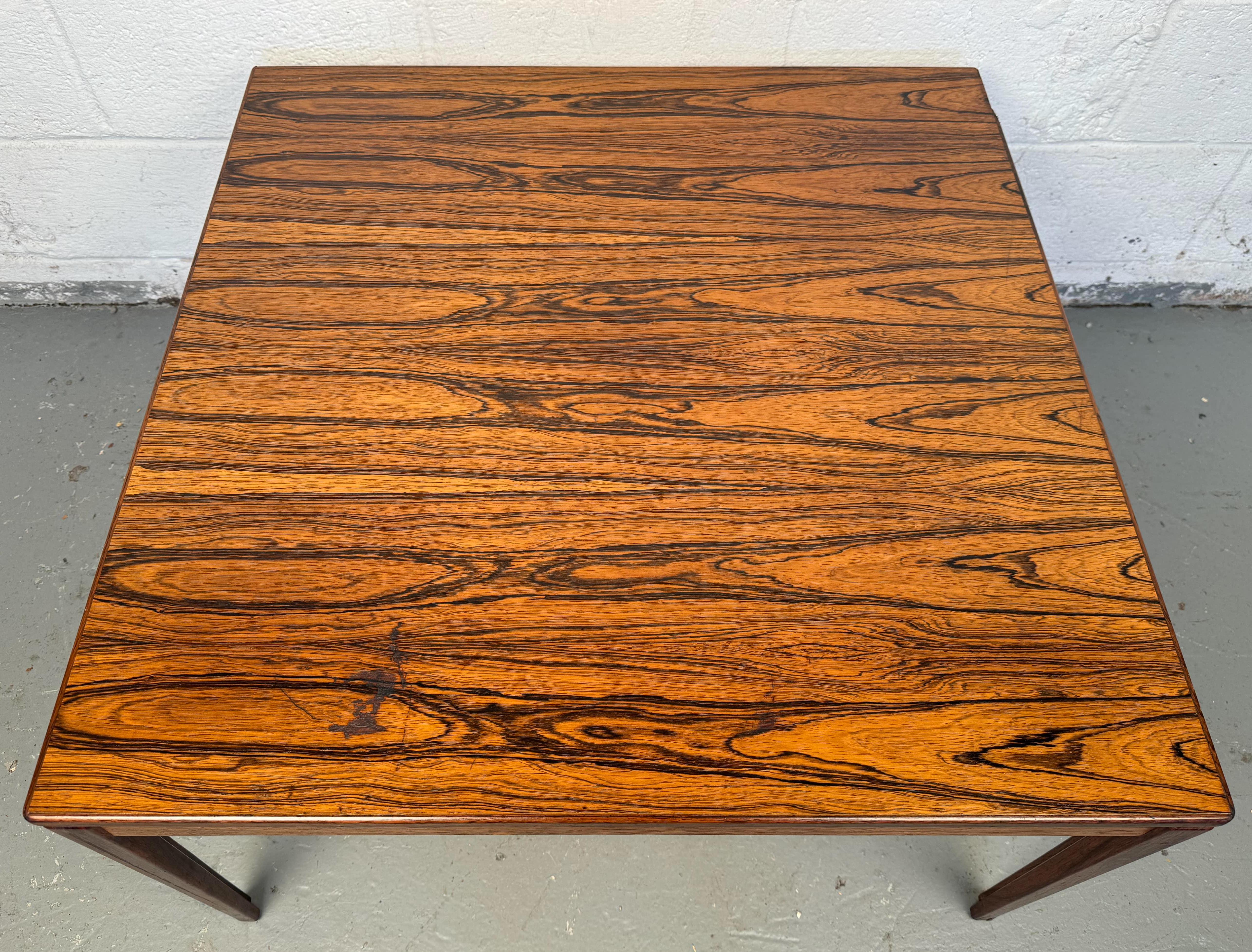 Mid-Century Modern Table basse danoise moderne du milieu du siècle dernier en vente