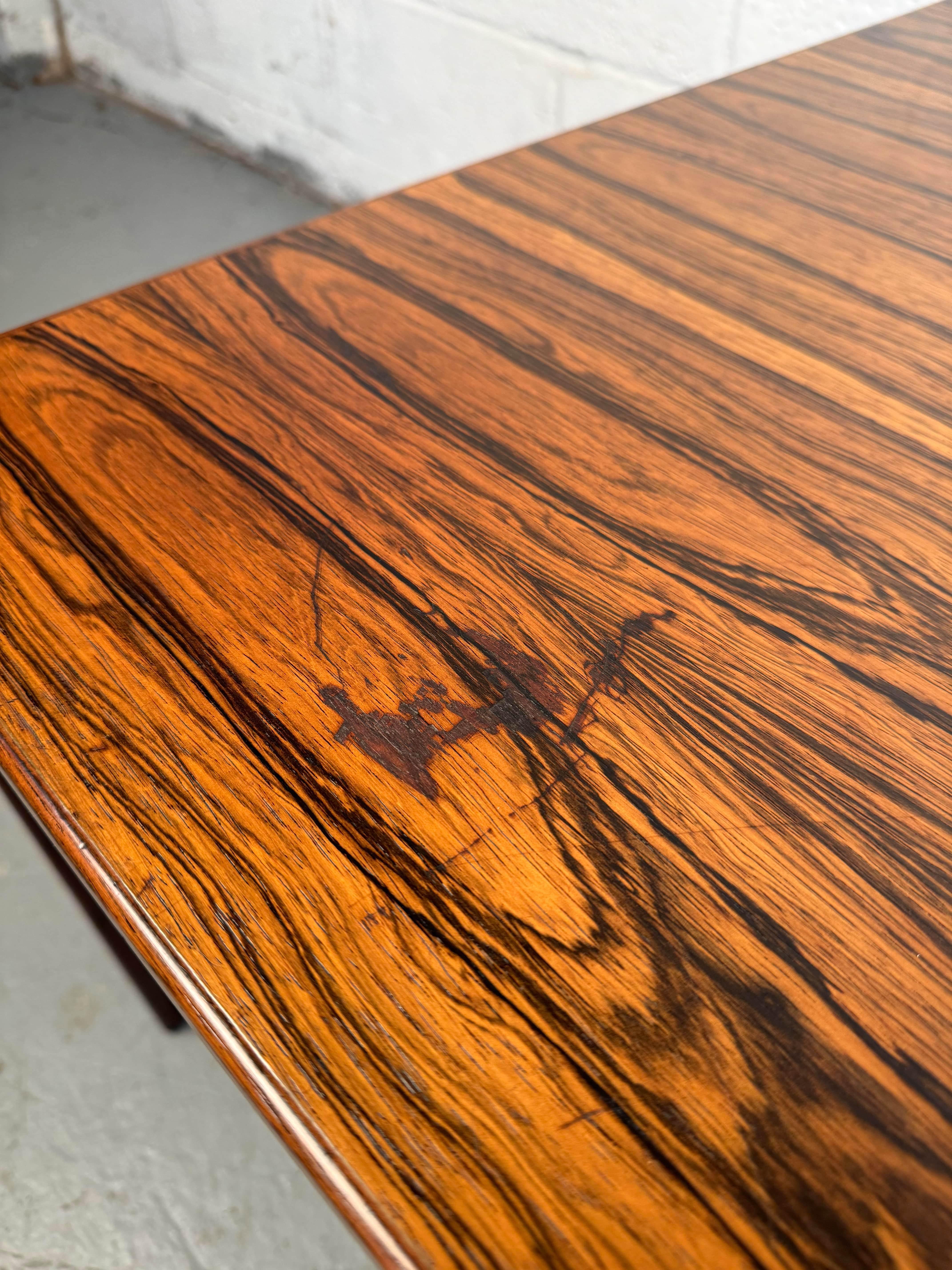 20ième siècle Table basse danoise moderne du milieu du siècle dernier en vente