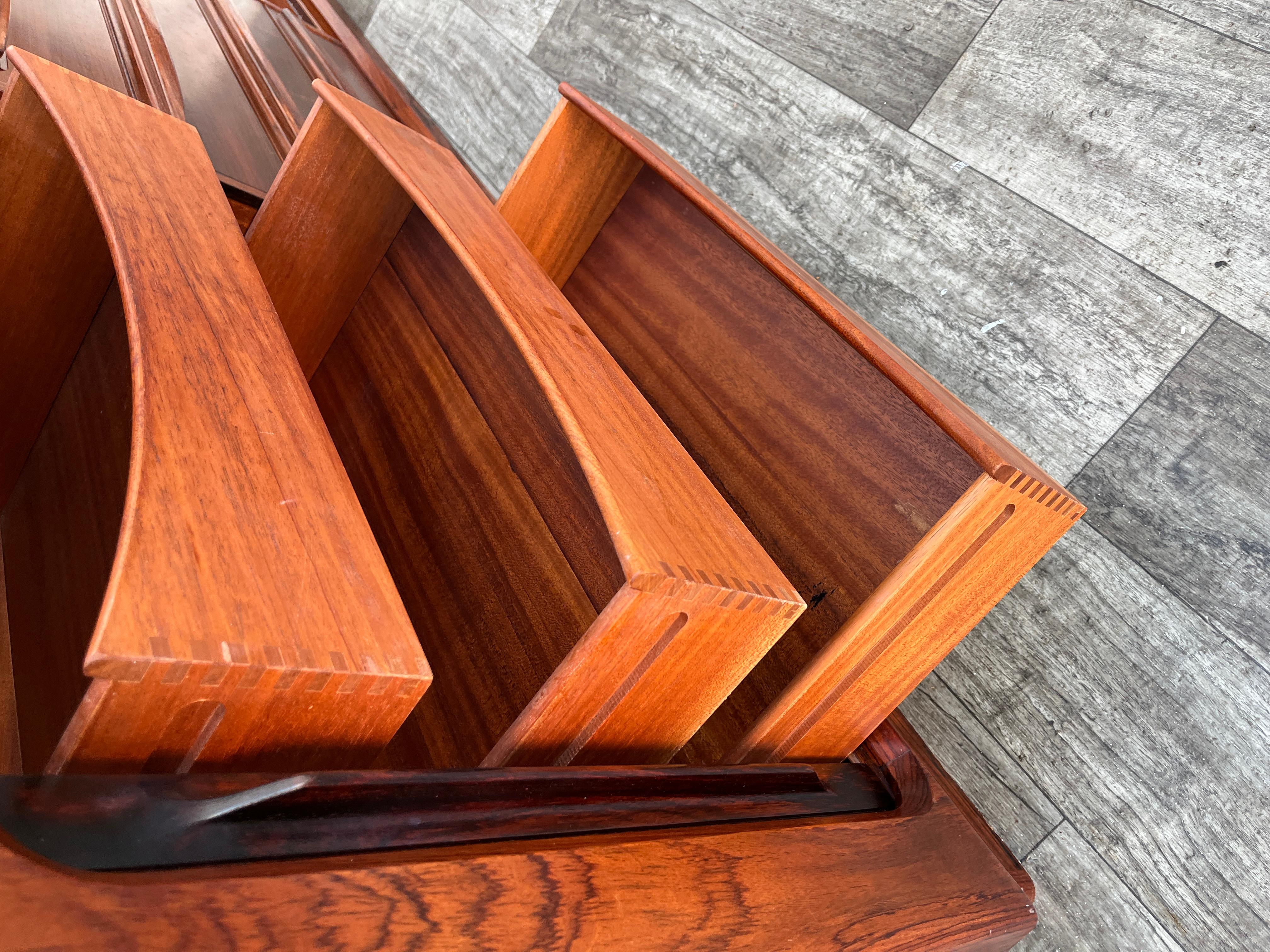 Credenza in palissandro danese della metà del secolo scorso di Bernhard Pedersen & Son. C. 1970s in vendita 5