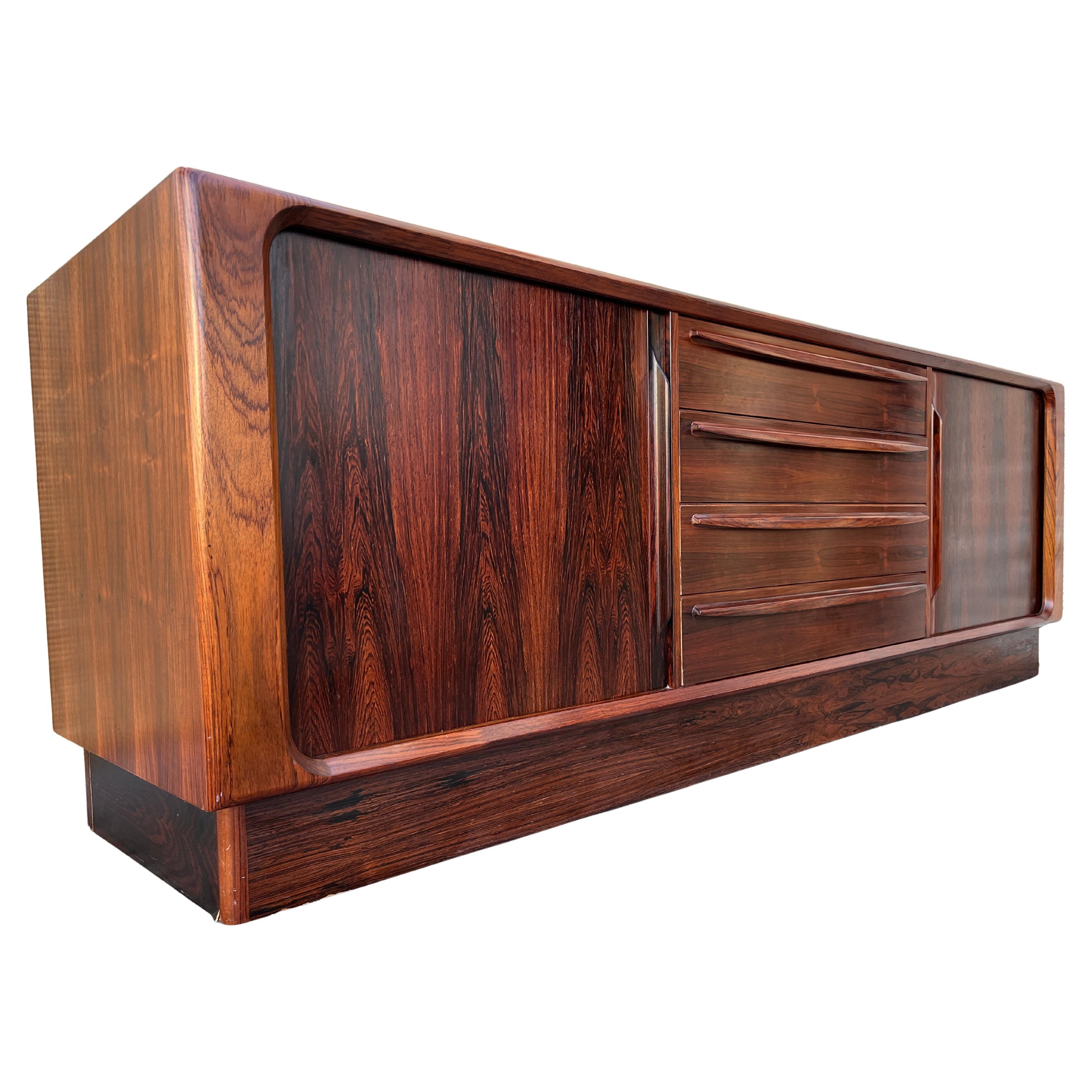 Credenza in palissandro danese della metà del secolo scorso di Bernhard Pedersen
Son. C. 1970s