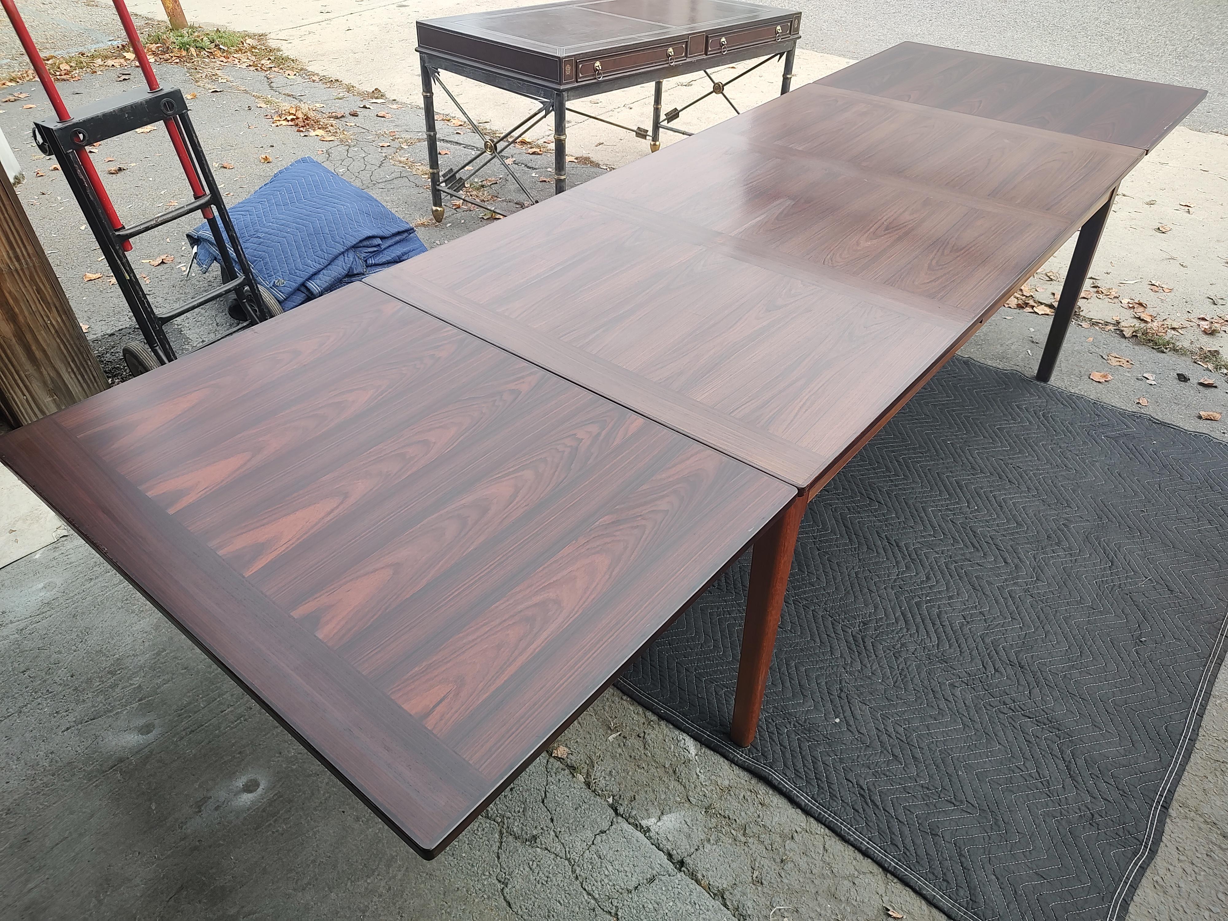 Mid Century Modern Danish Rosewood Dining Room Table with 2 Extension Leaves For Sale 3