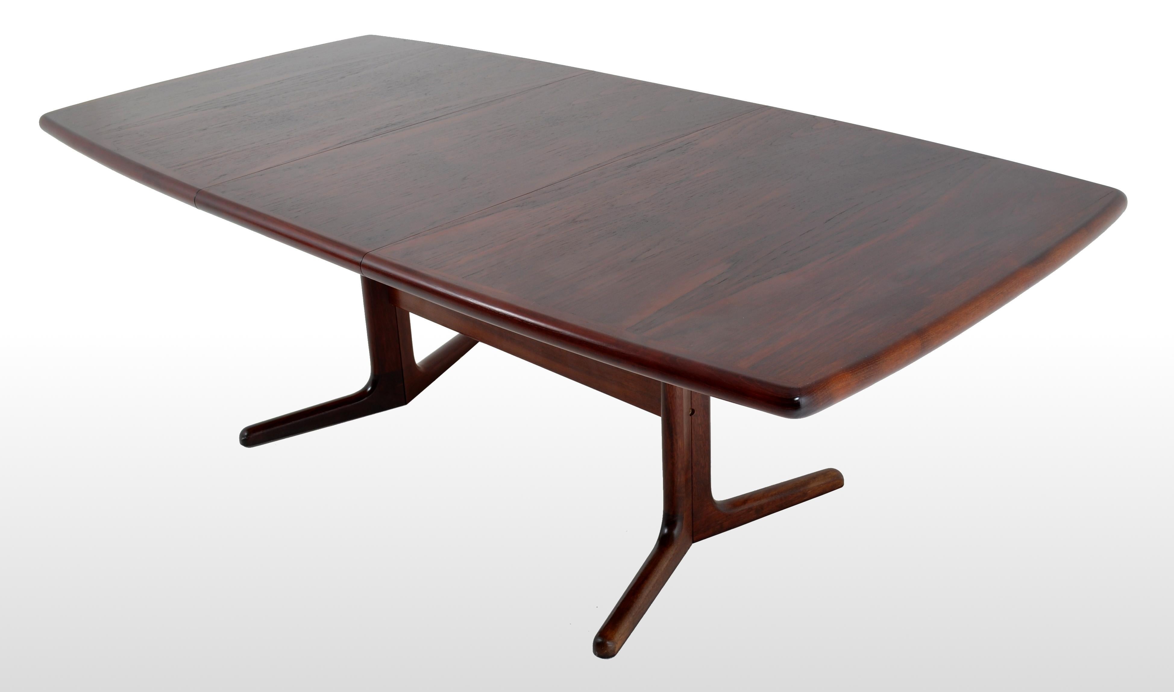 Mid-Century Modern Danish Rosewood Dining Table by Ib Kofod-Larsen, 1960s 4