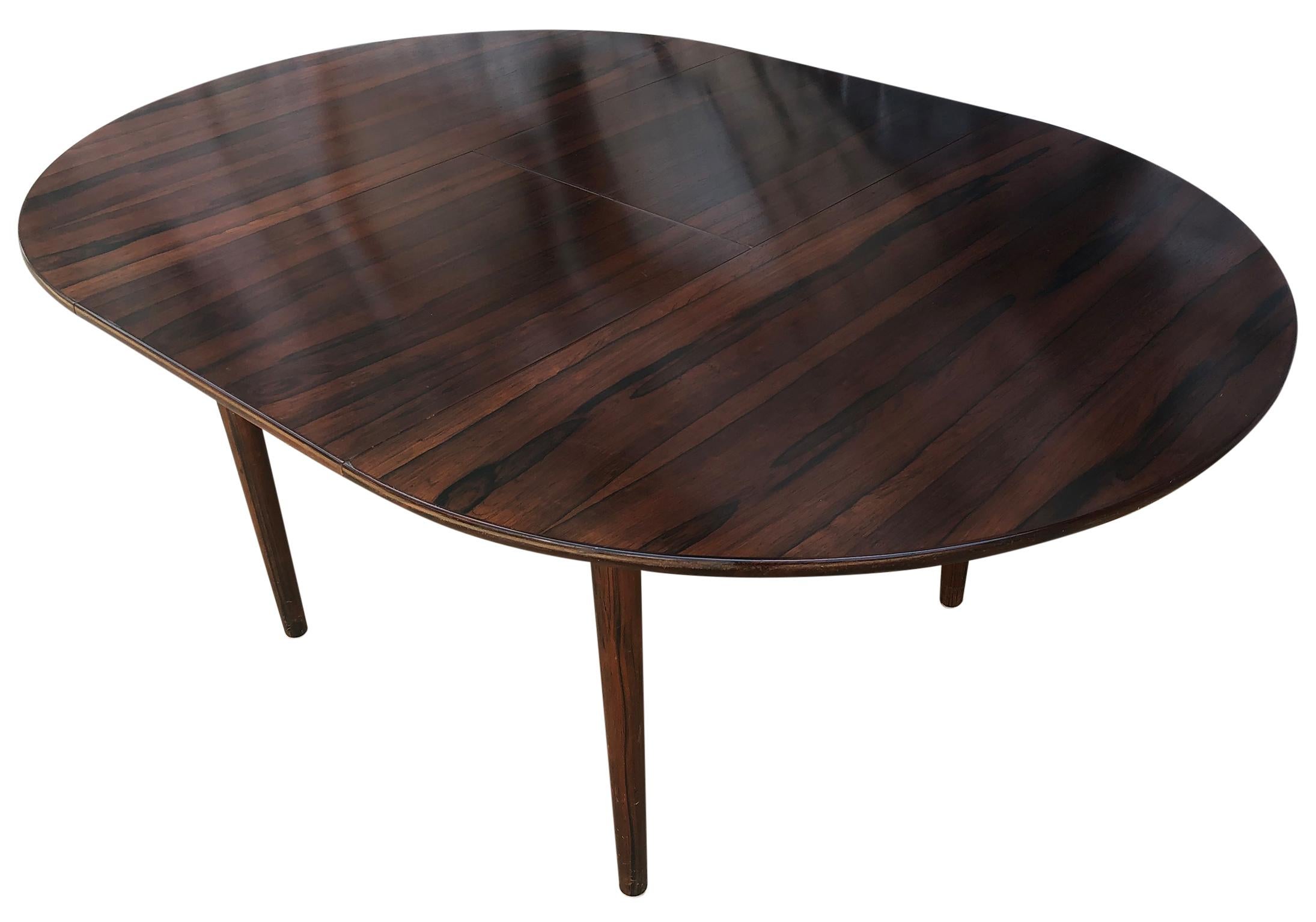 Mid-Century Modern Danish Rosewood Expandable Dining Table 1 Nesting Leaf 1