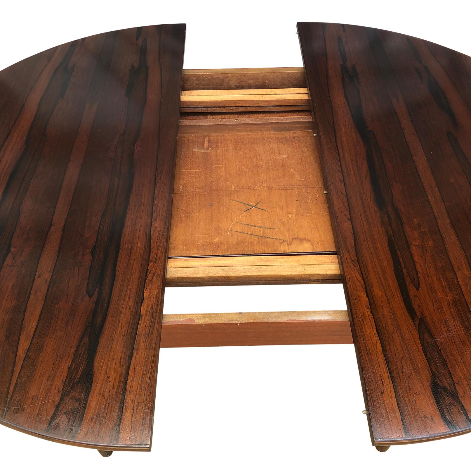 Mid-Century Modern Danish Rosewood Expandable Dining Table 1 Nesting Leaf 4