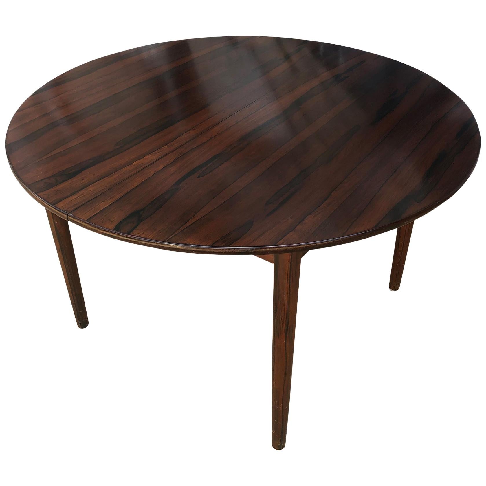 Mid-Century Modern Danish Rosewood Expandable Dining Table 1 Nesting Leaf