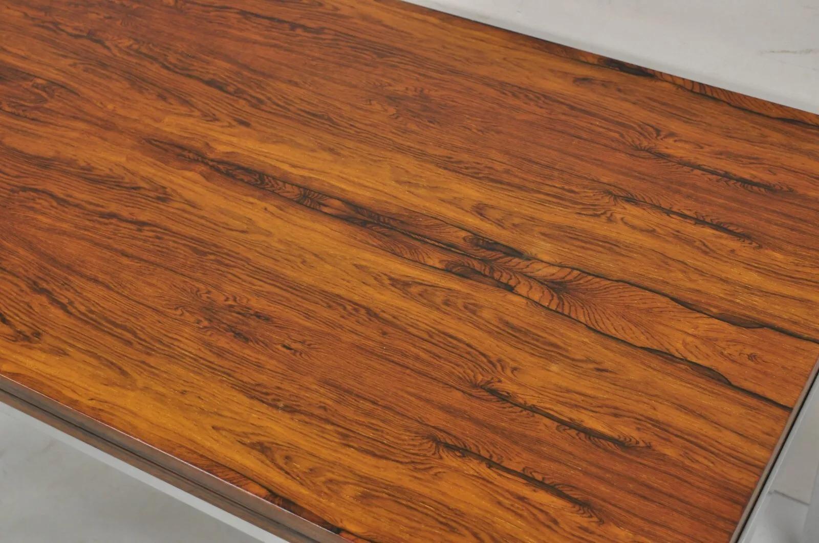 Mid Century Modern Danish Rosewood Flip Top Square Game Table Esstisch im Angebot 1