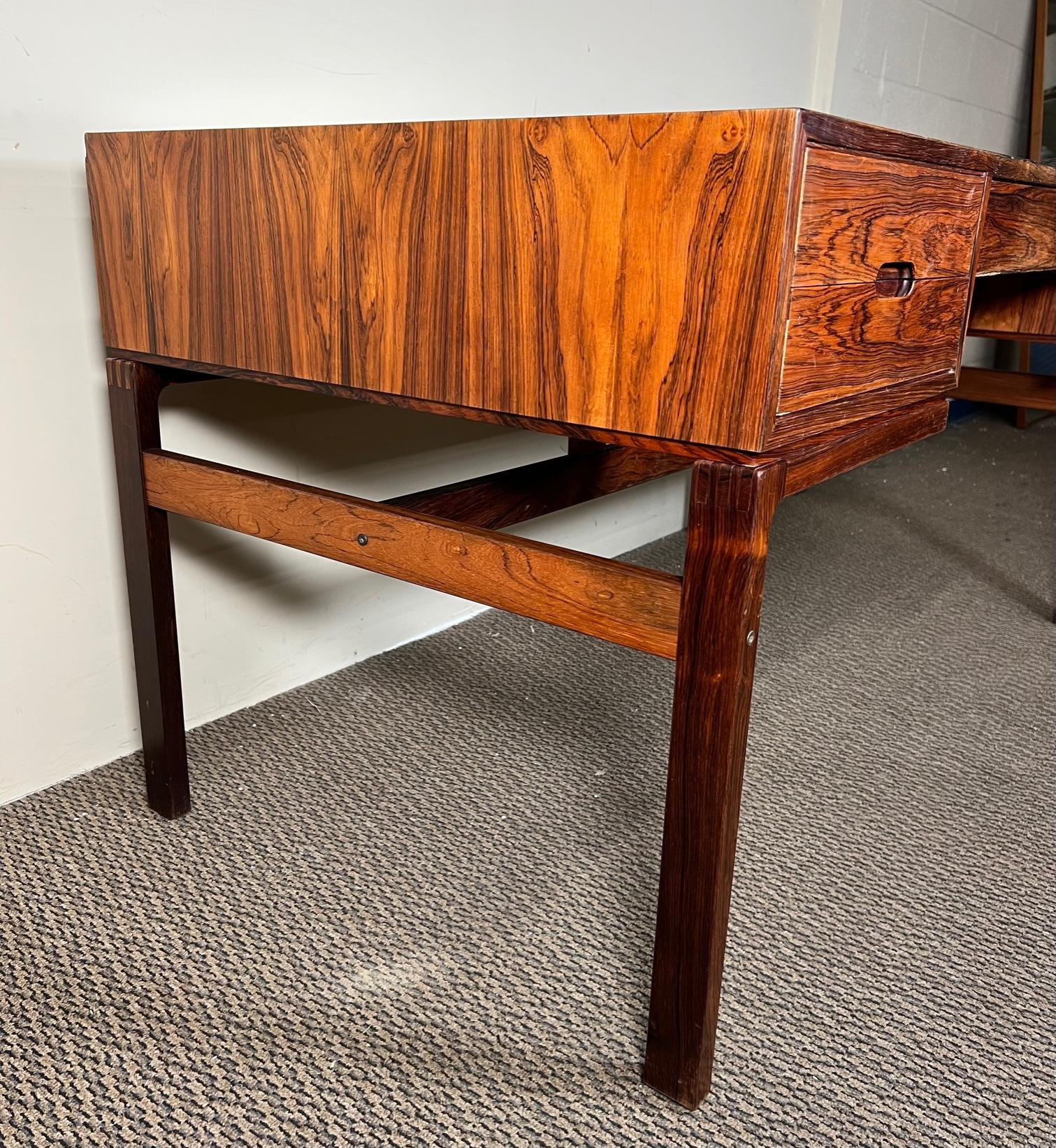 Mid-Century Modern Danish Rosewood Free Standing Desk by Arne Wahl Iversen For Sale 3