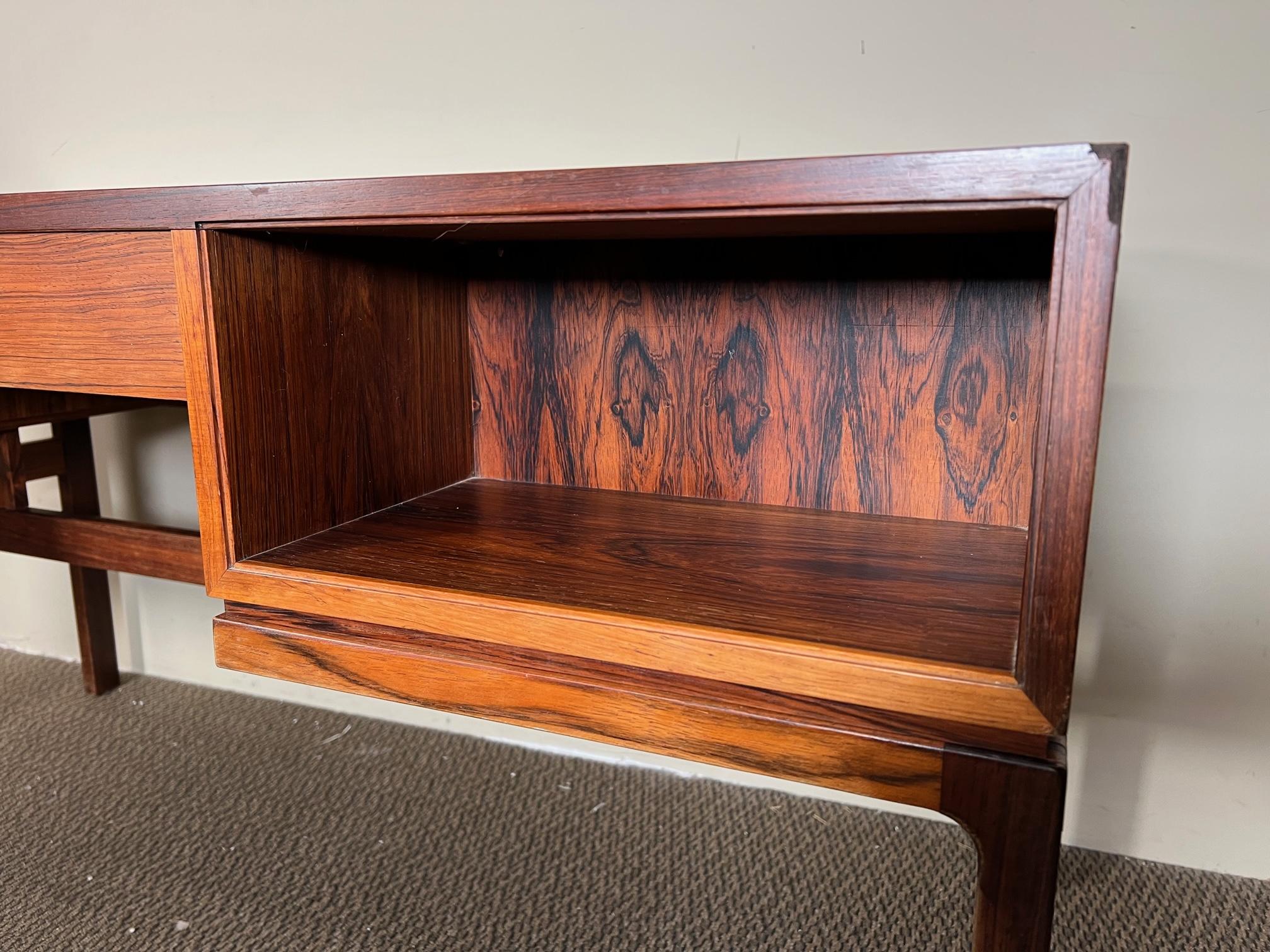 Mid-Century Modern Danish Rosewood Free Standing Desk by Arne Wahl Iversen For Sale 10