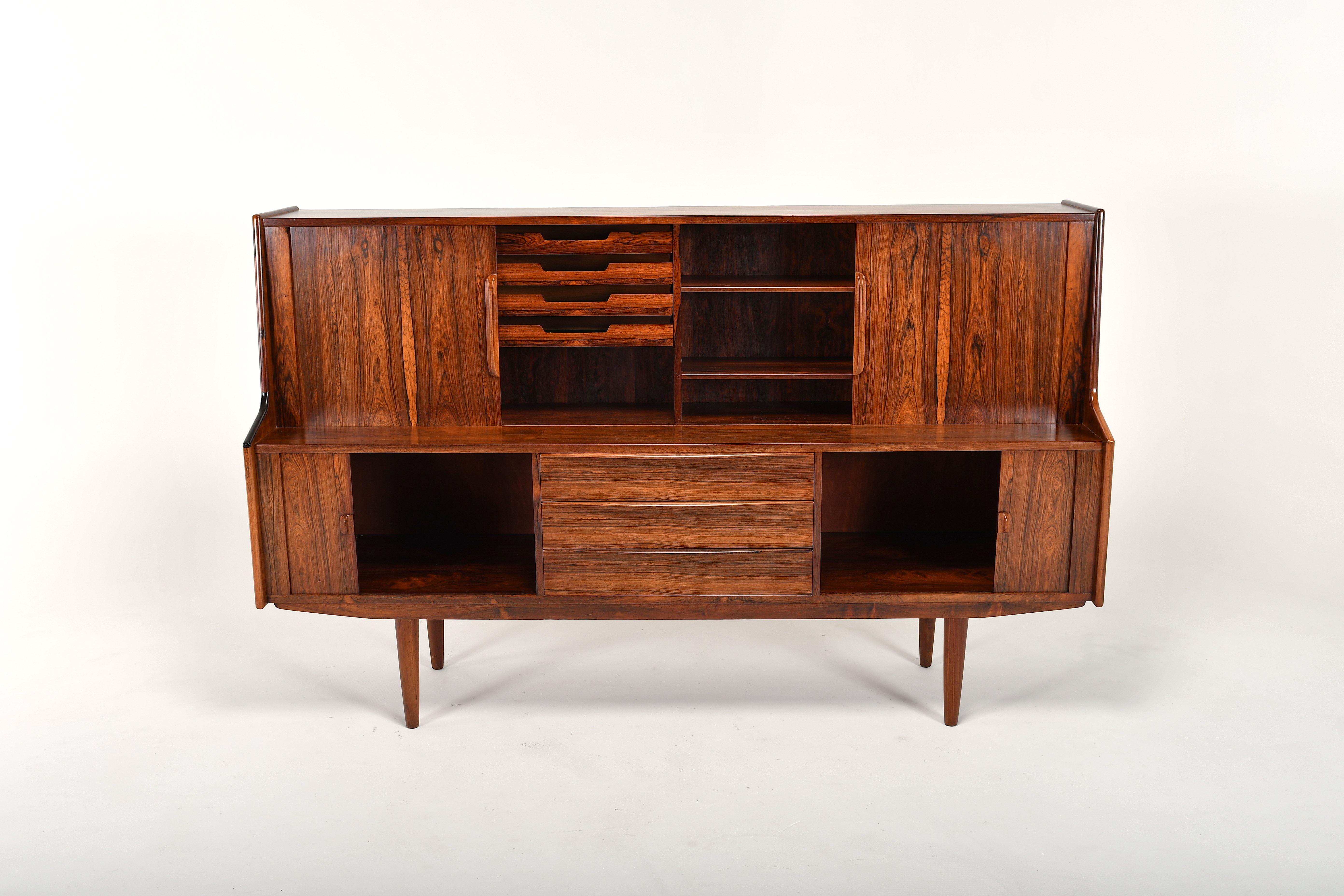 Mid-Century Modern Danish Highboard by Ib Kofod Larsen for Faarup, 1960 In Good Condition In Le Grand-Saconnex, CH