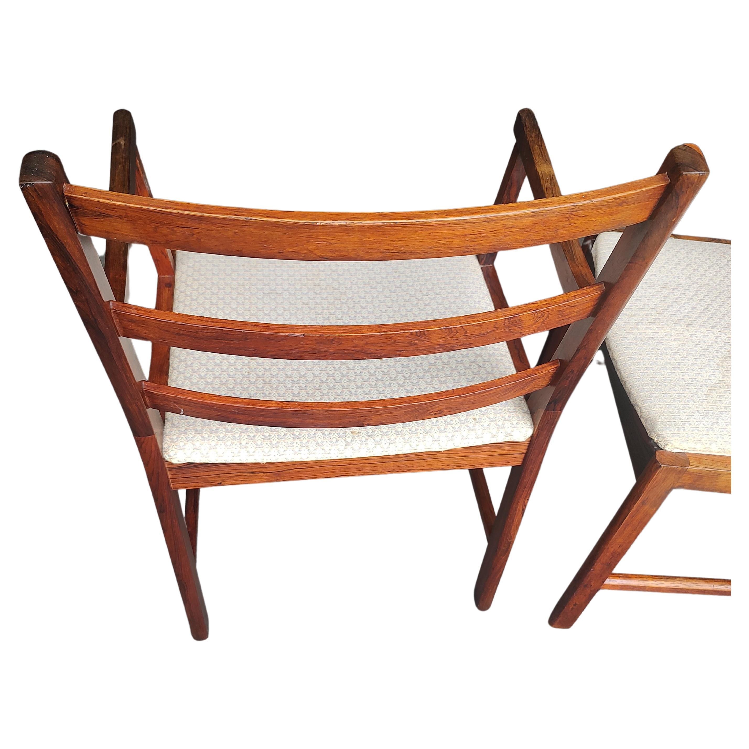 Dänisches Rosenholz-Set aus 6 Esszimmerstühlen im Stil von Niels Moller, Moderne der Mitte des Jahrhunderts (Handgefertigt) im Angebot