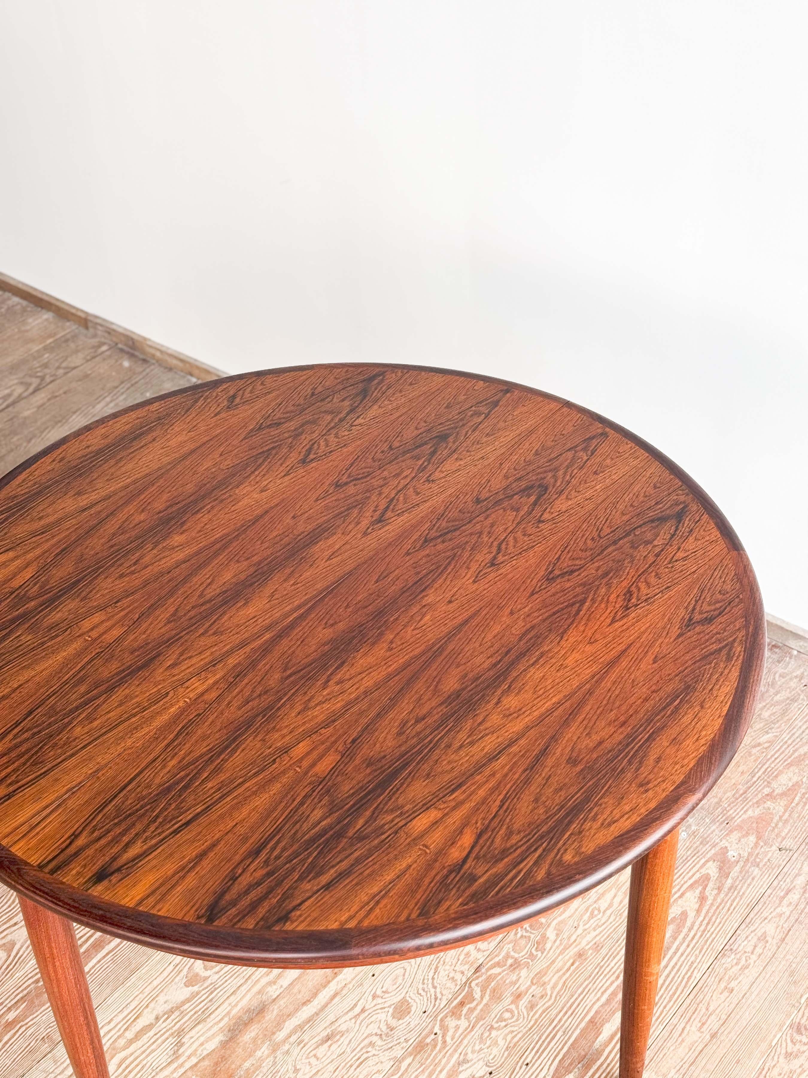 Mid-Century Modern Danish Round Extendable Teak Dining Table by Niels O. Møller For Sale 9