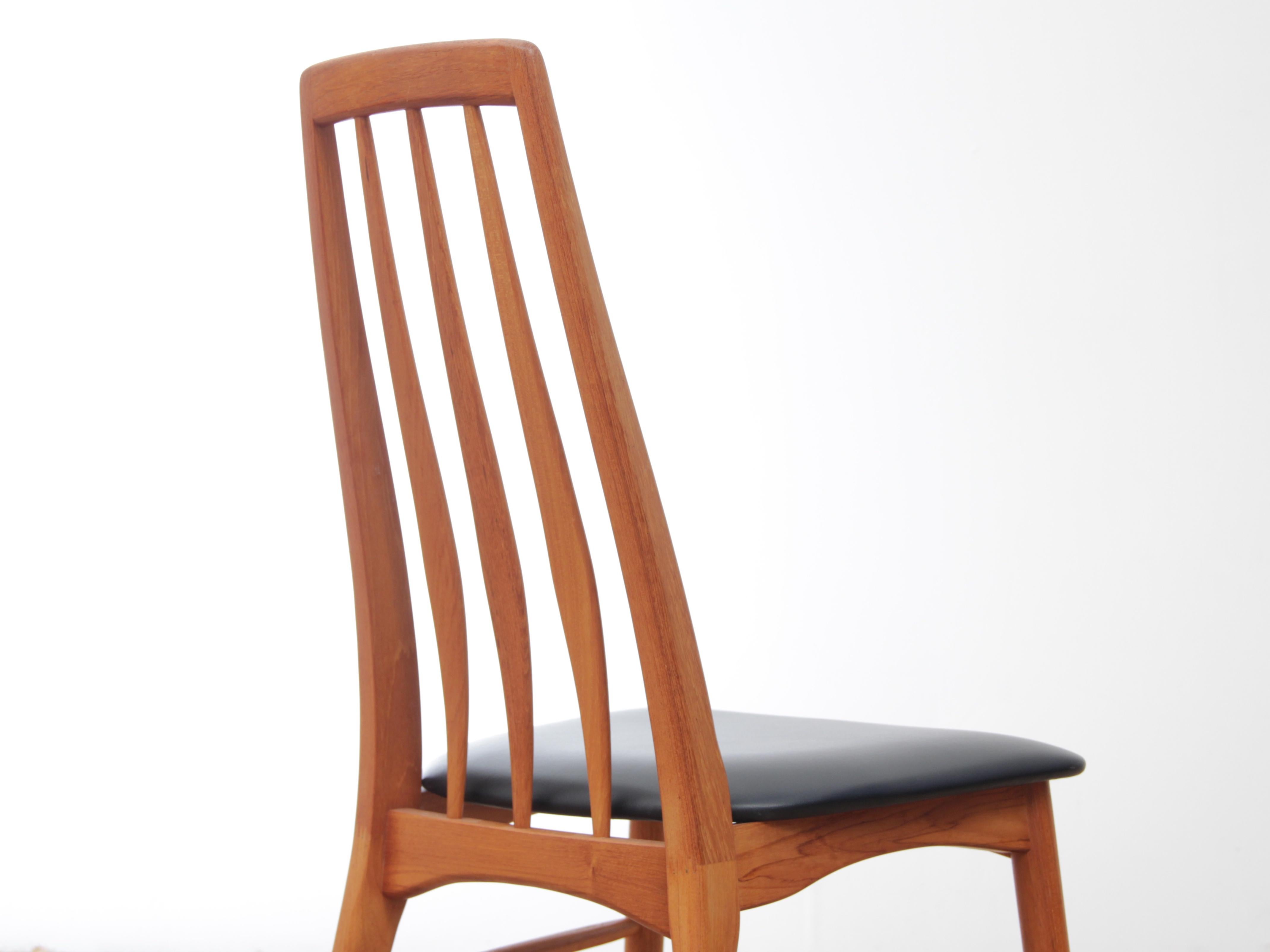 Mid-Century Modern Danish Set of 4 Chairs in Teak Model Eva by Niels Kofoed For Sale 4