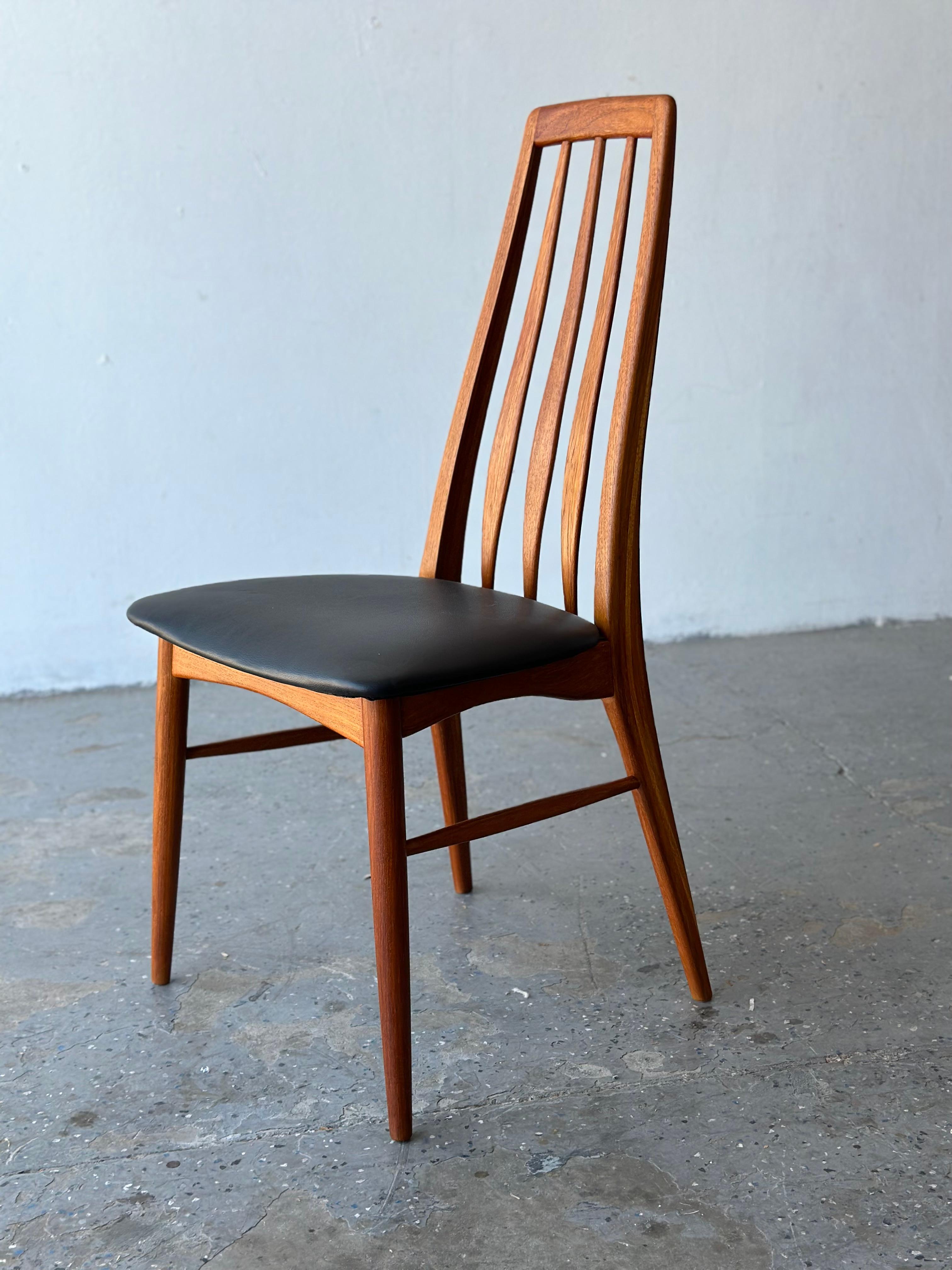 Mid-Century Modern Danish Set of 8 Chairs in Teak Model Eva by Niels Kofoed In Good Condition In Las Vegas, NV