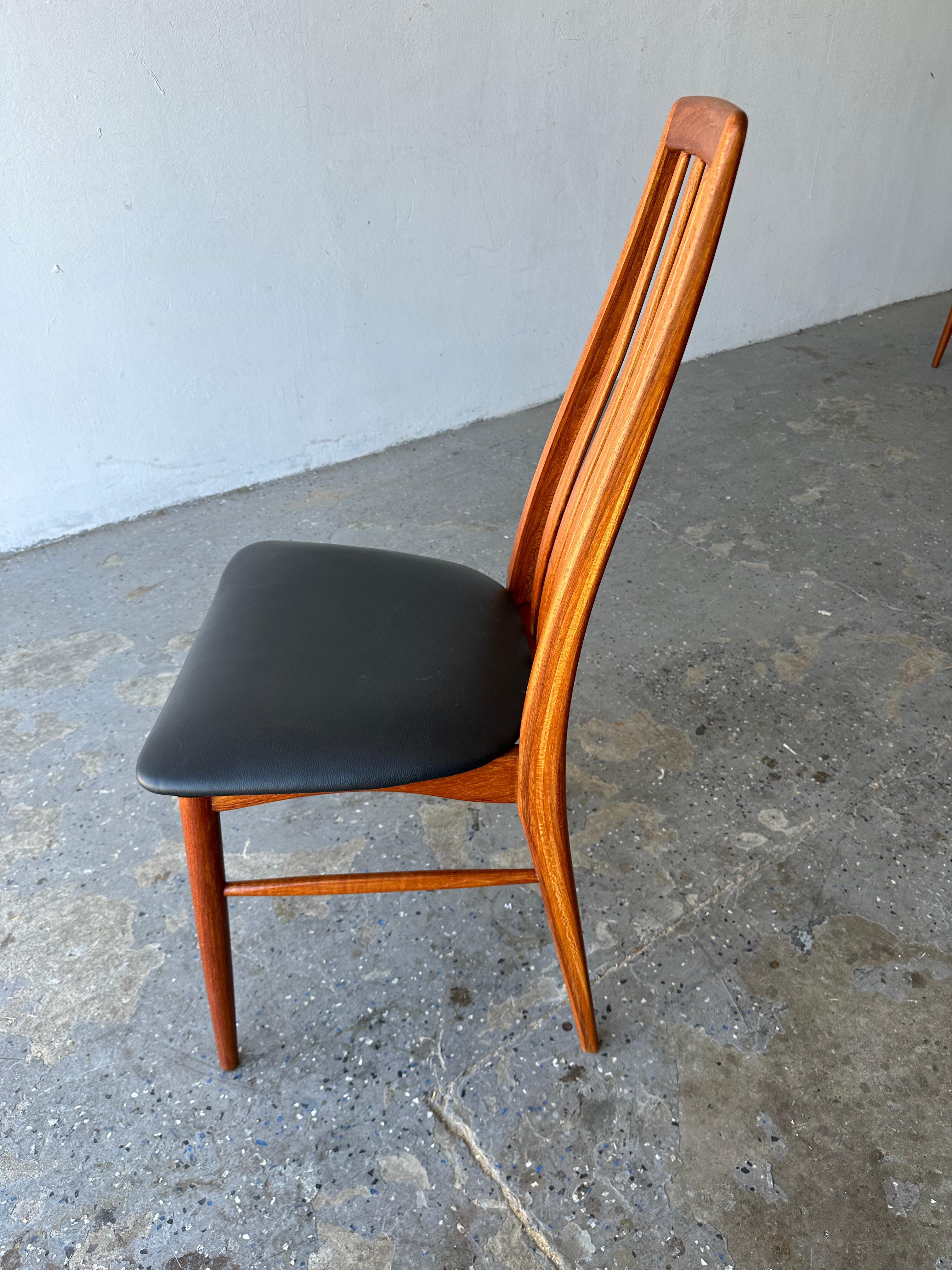 Mid-Century Modern Danish Set of 8 Chairs in Teak Model Eva by Niels Kofoed 3