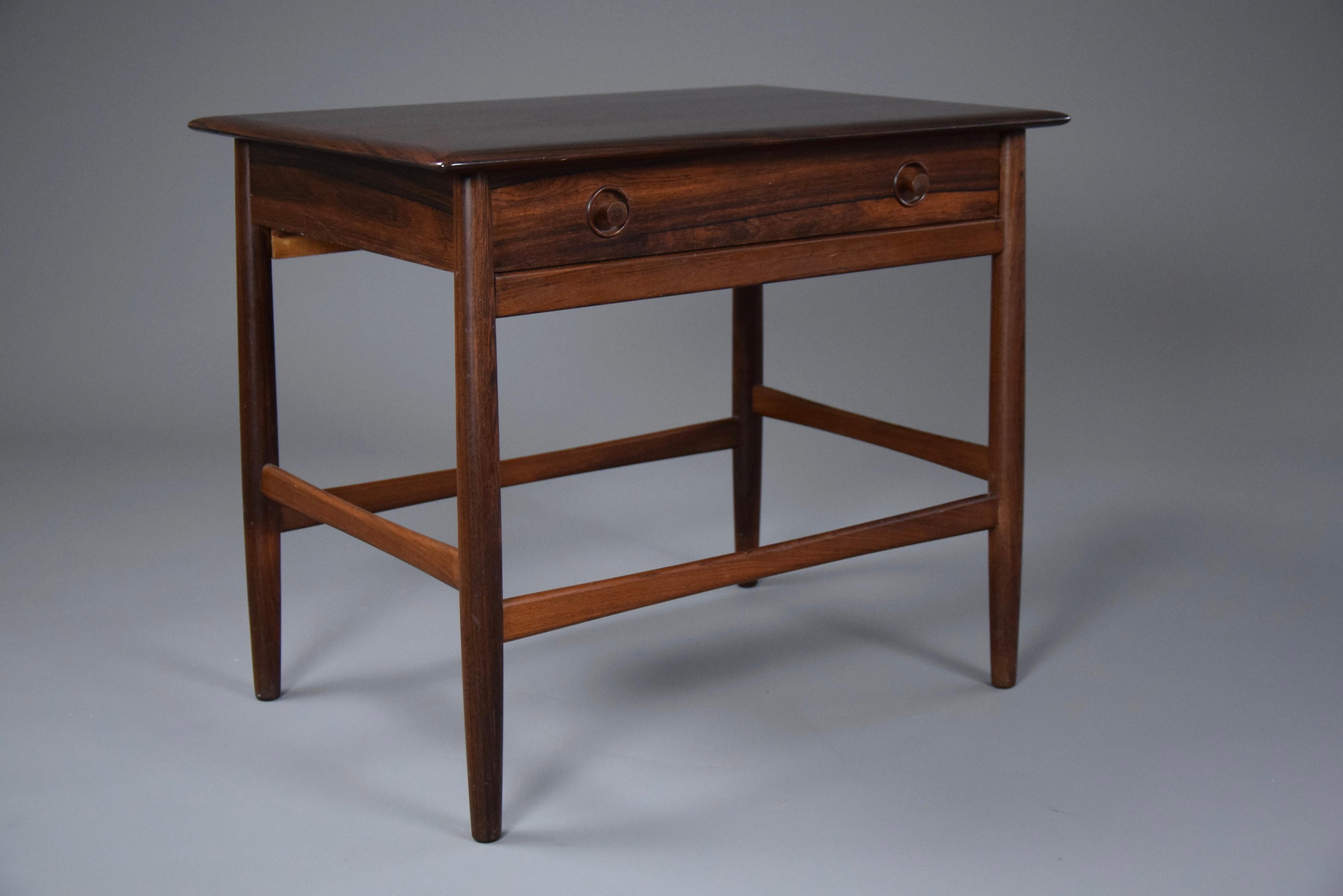 Mid-Century Modern Danish Side / Knitting Table For Sale 3