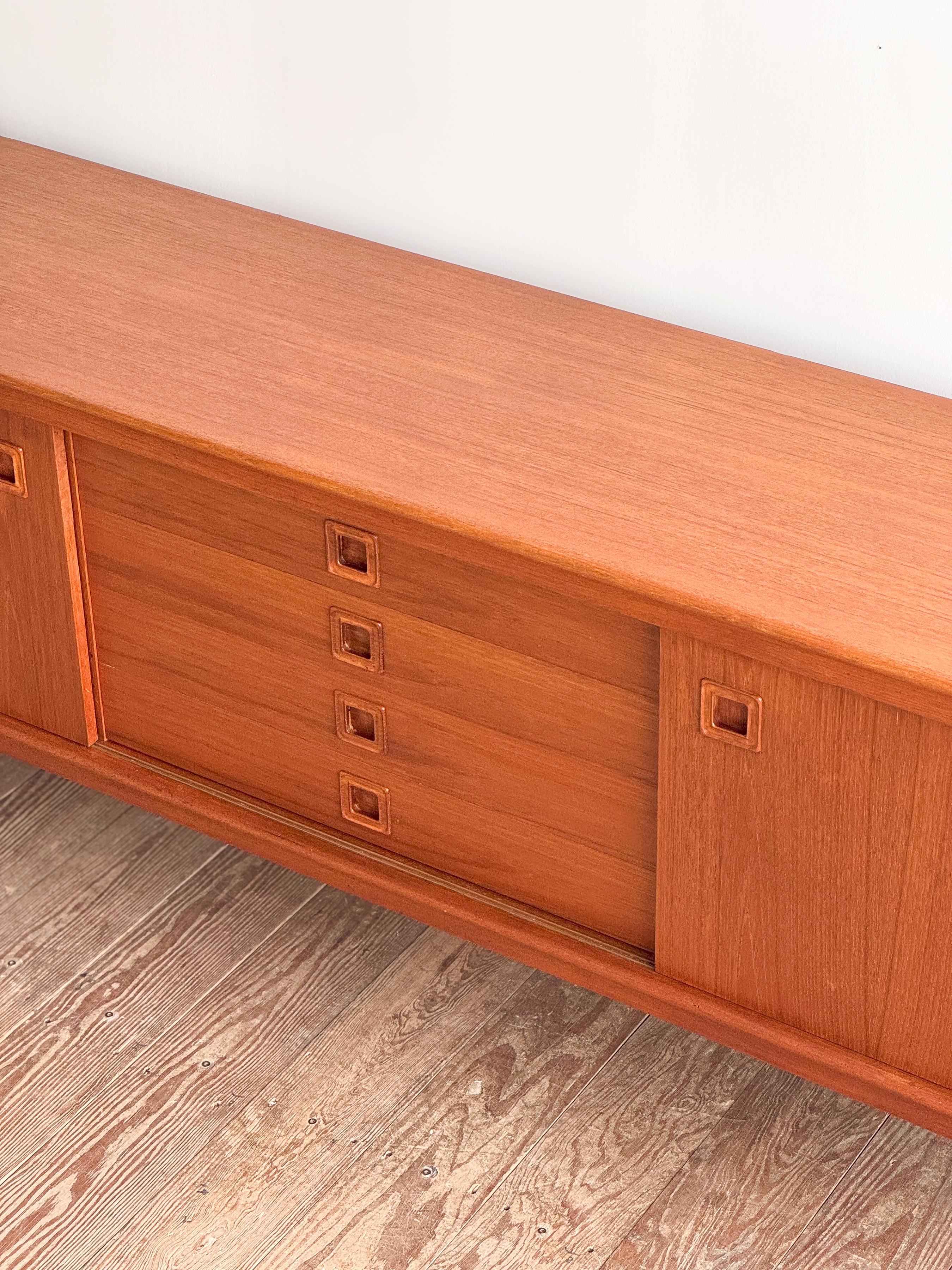Mid-Century Modern Danish Sideboard in Teak by H.W. Klein, Bramin, Denmark, 1960 For Sale 9