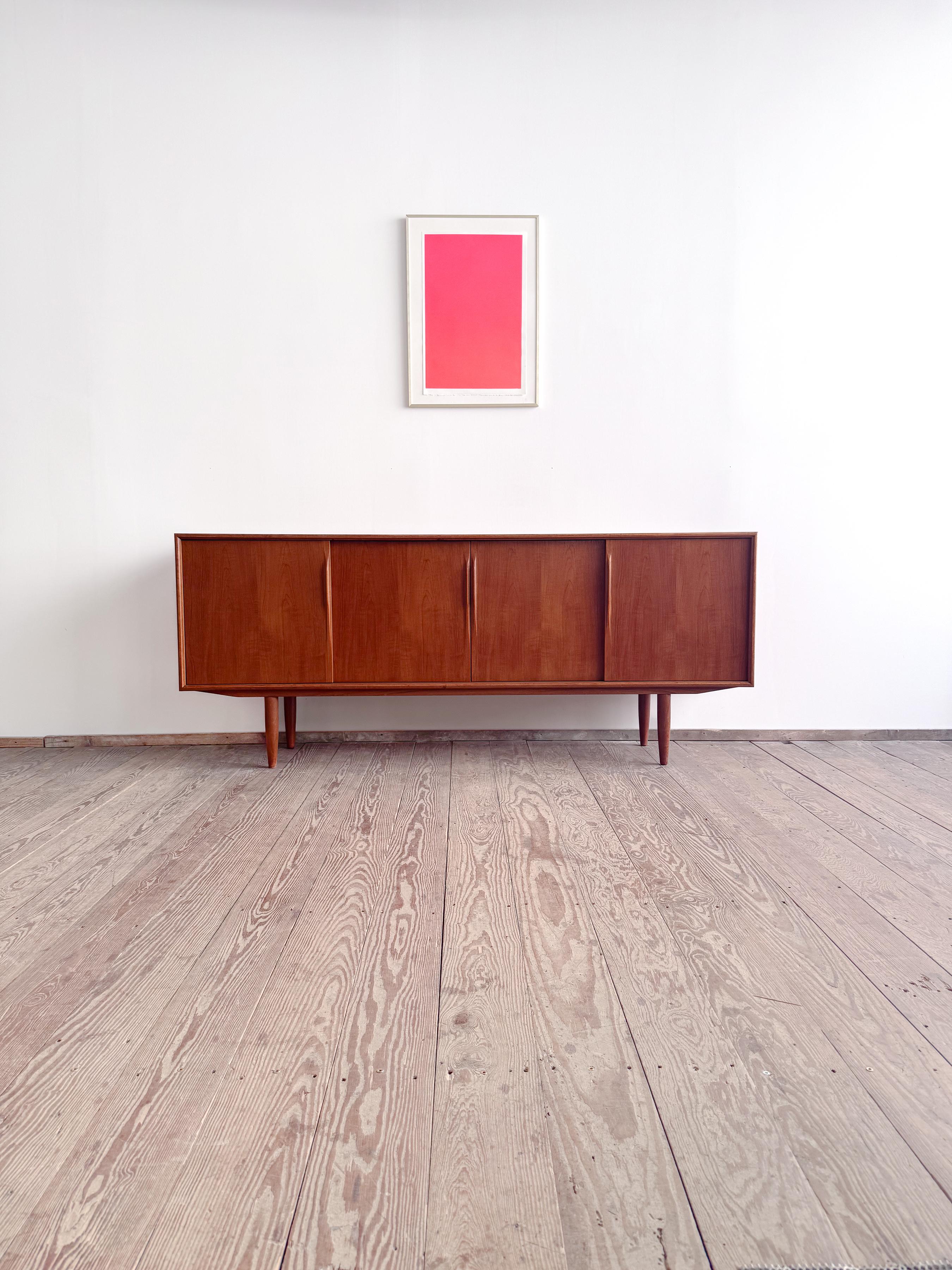 Dimensions: 200 × 47 × 83 cm (approx. 78.7